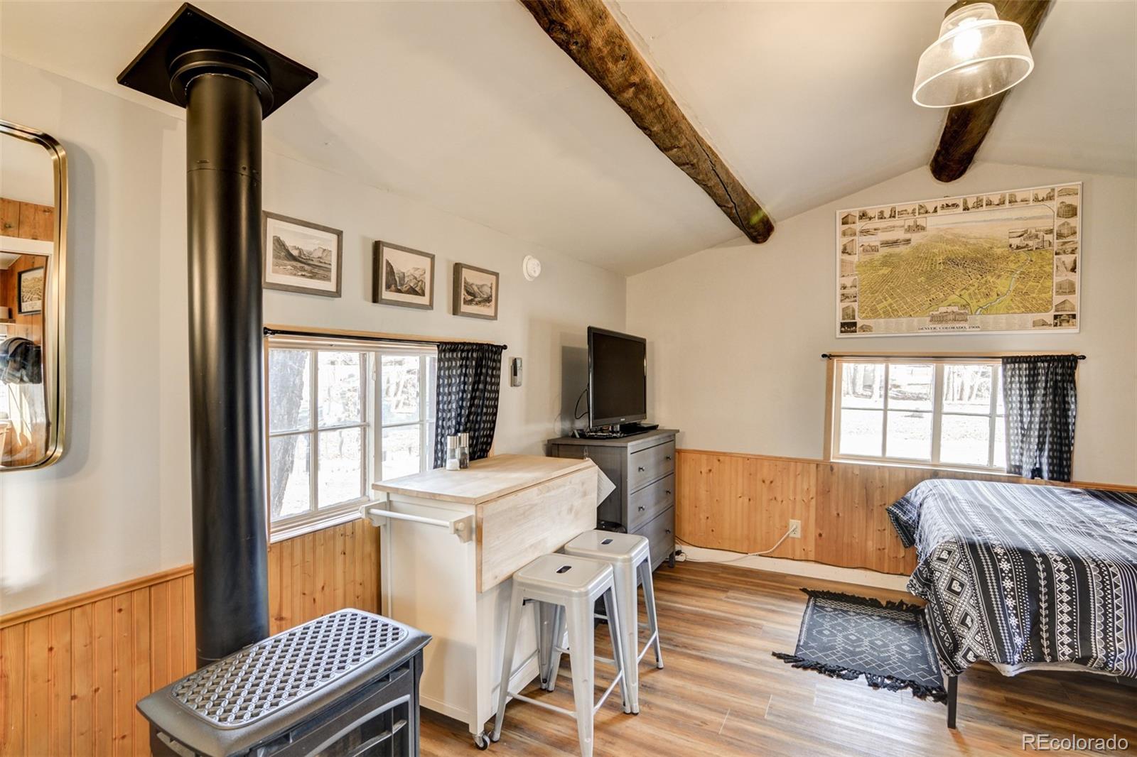 226 S San Juan Avenue Unit: 9