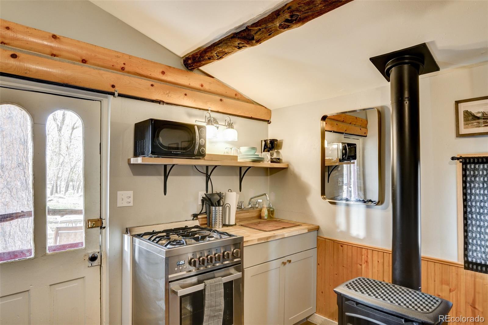 226 S San Juan Avenue Unit: 9