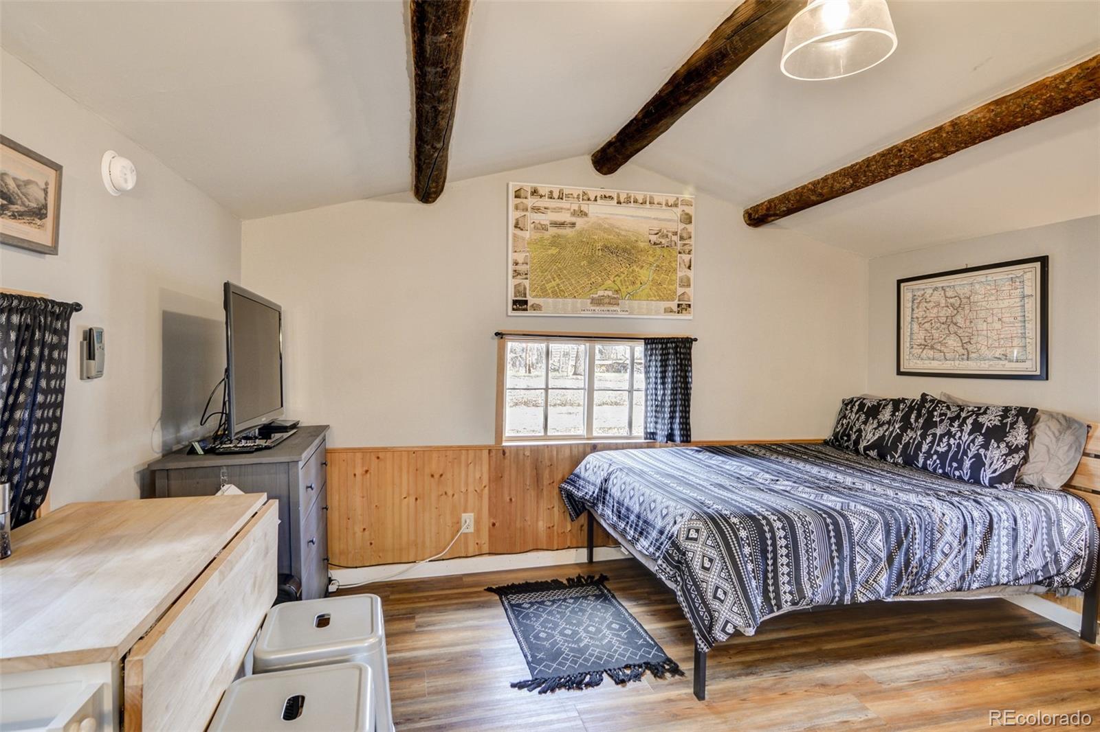 226 S San Juan Avenue Unit: 9