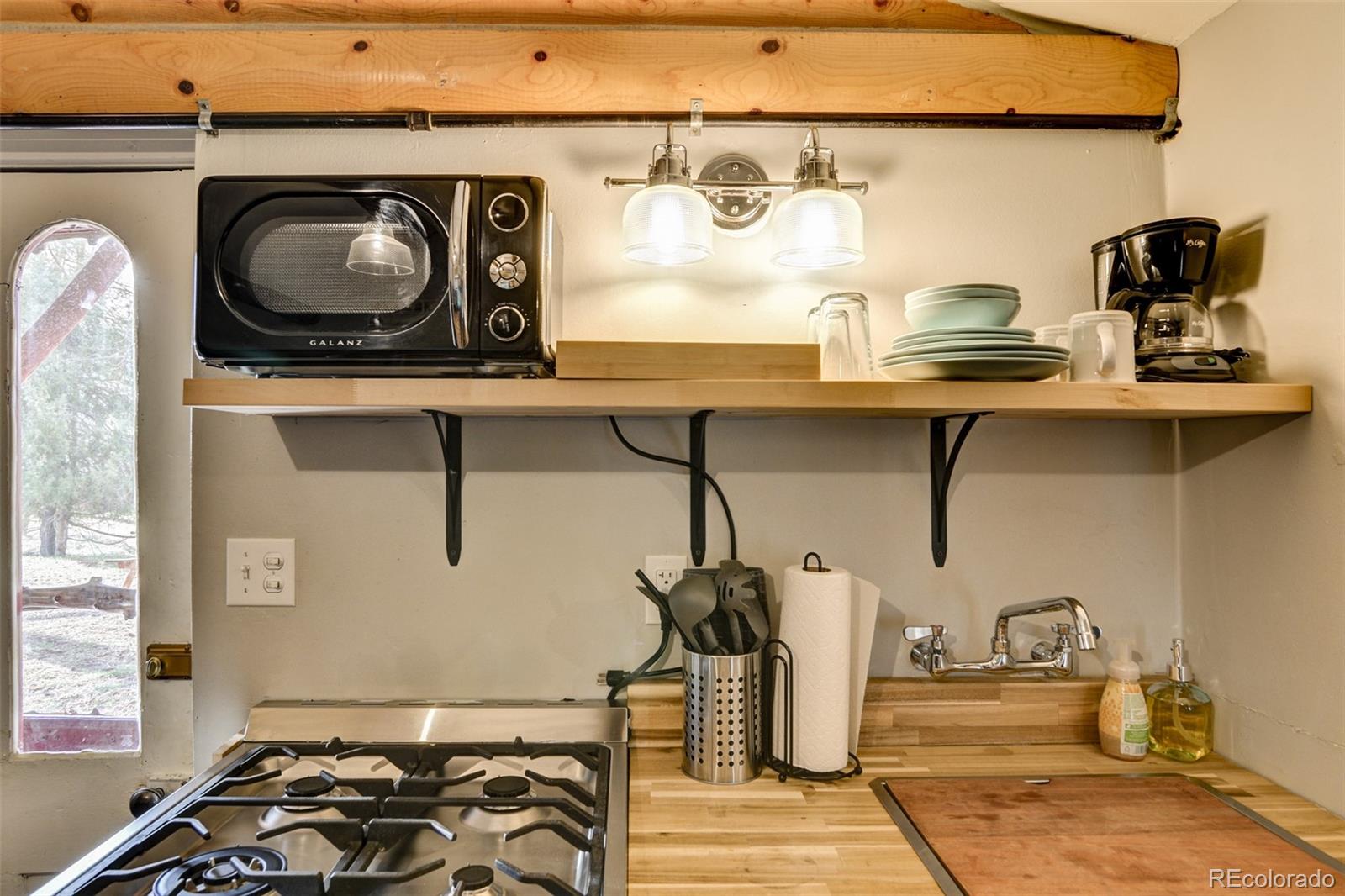 226 S San Juan Avenue Unit: 9