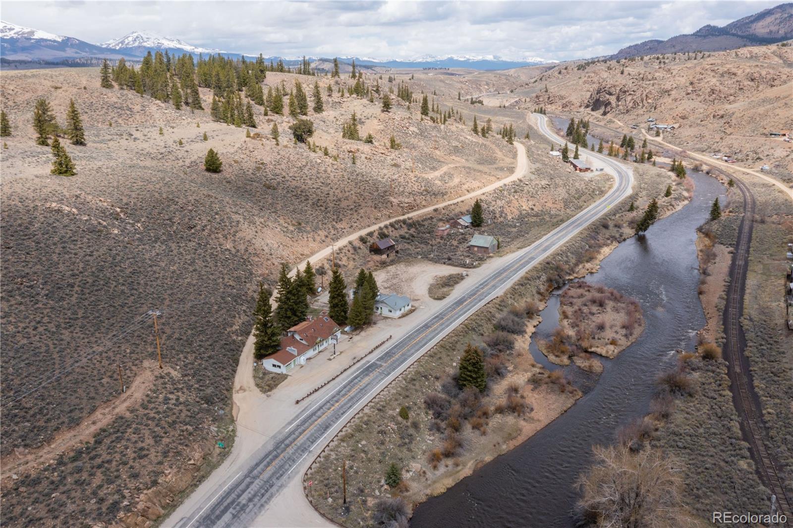 43165 N US Highway 24