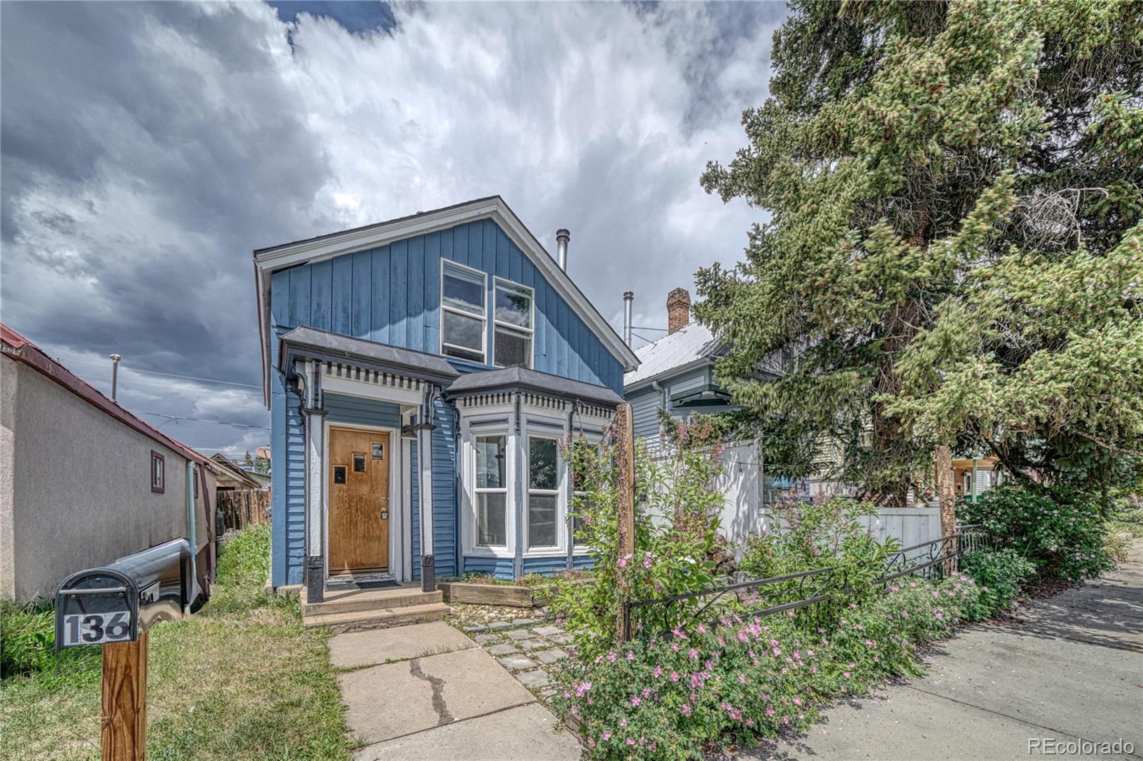 136 W 3rd Street