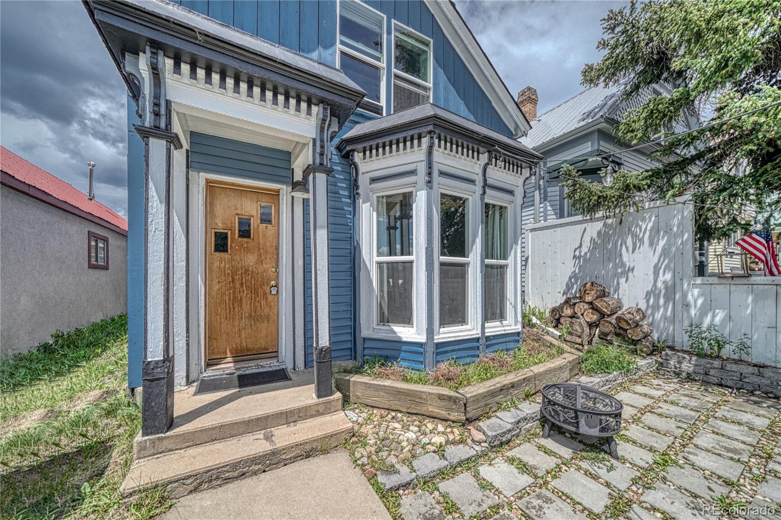 136 W 3rd Street