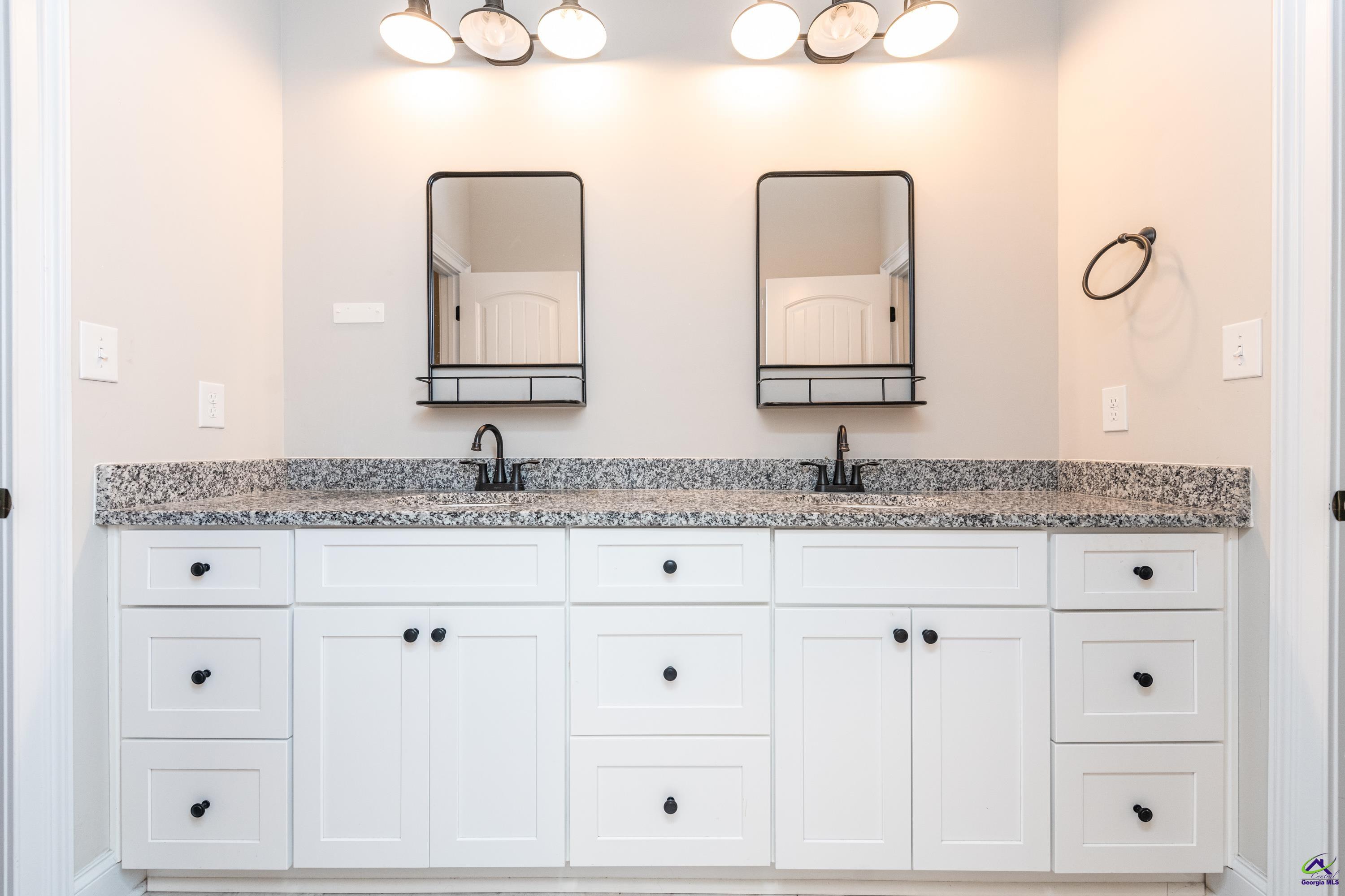 303 Bermuda Ridge