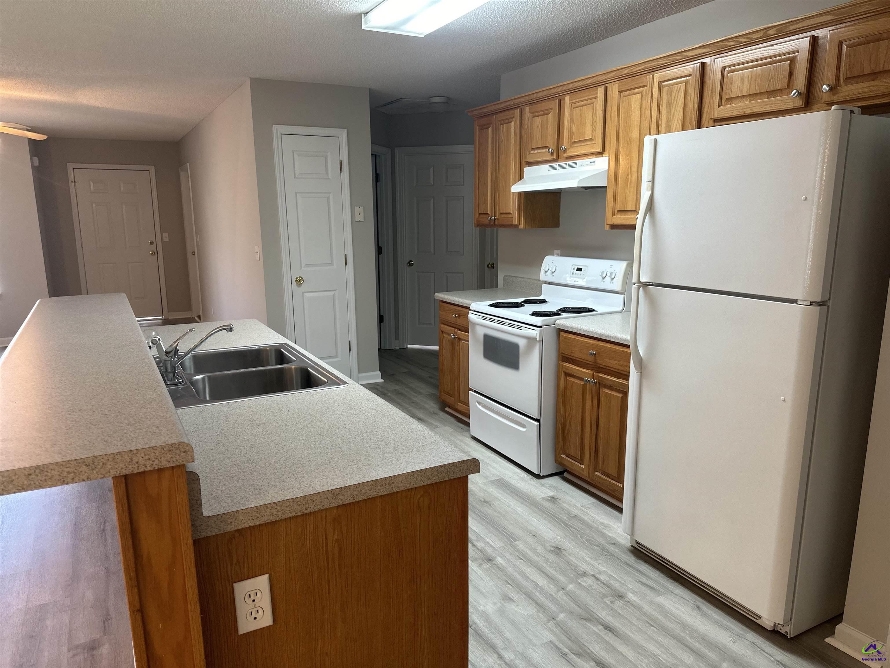 105 Rolling Woods Circle