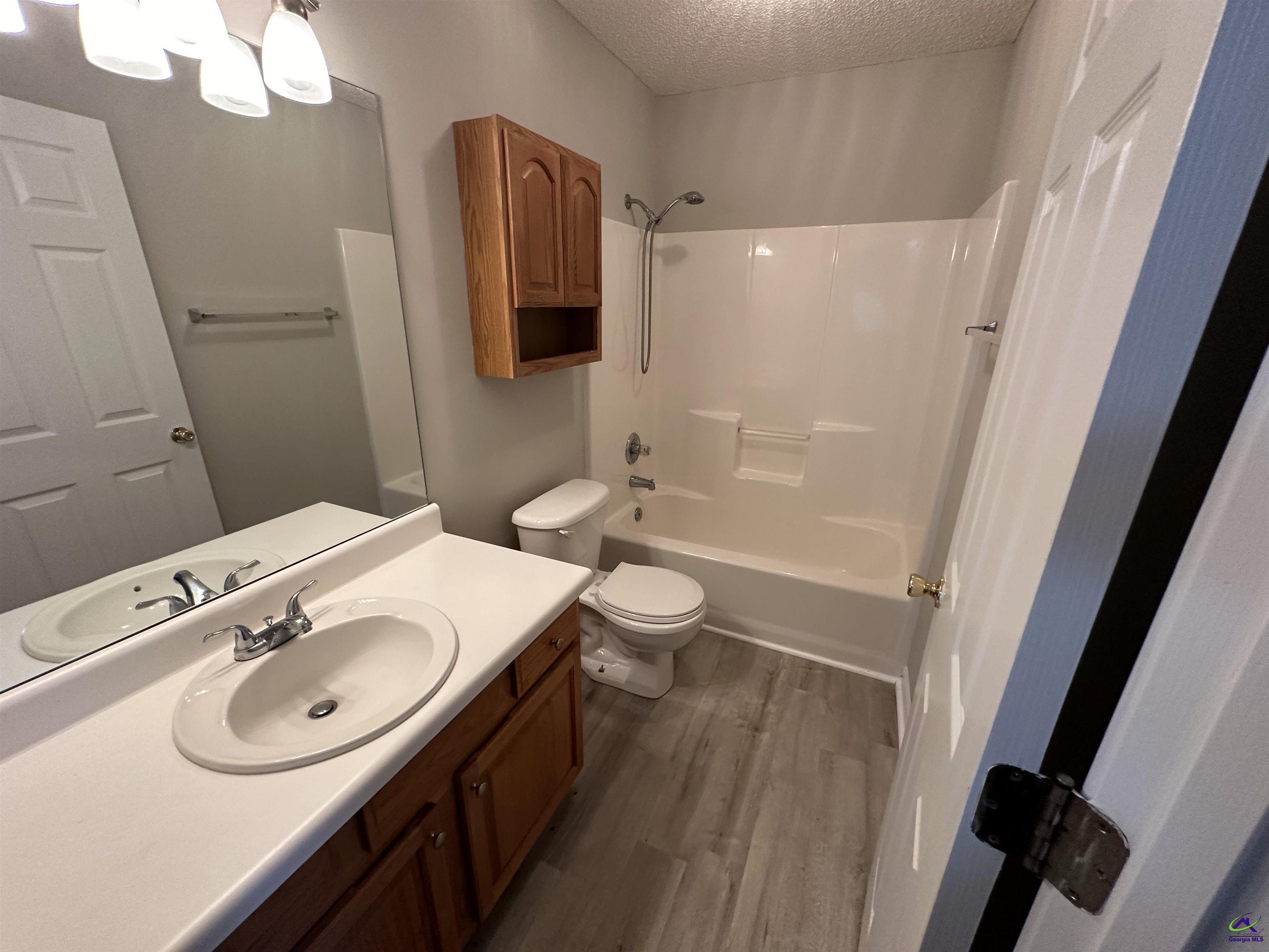 105 Rolling Woods Circle