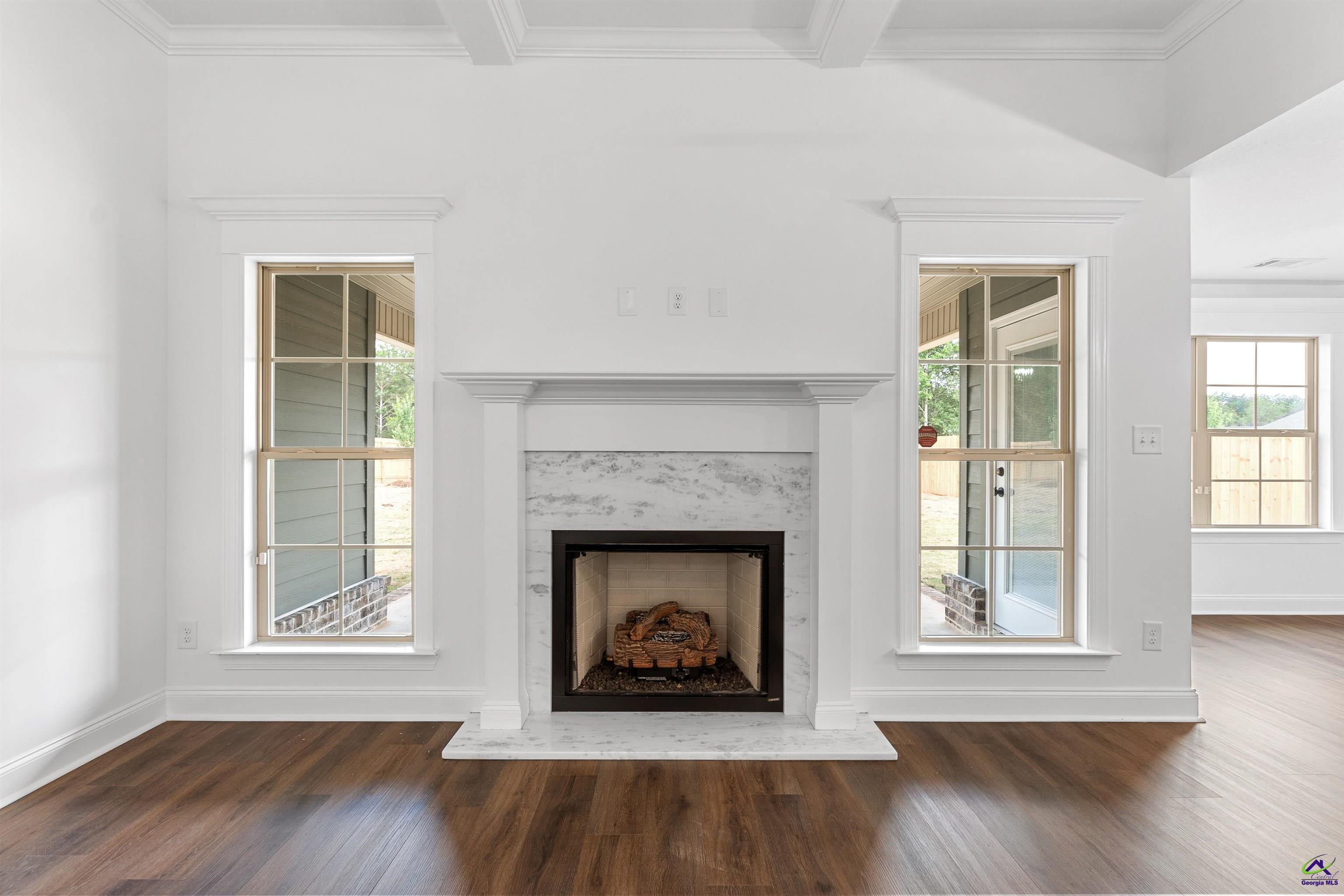 120 Hampton Chase