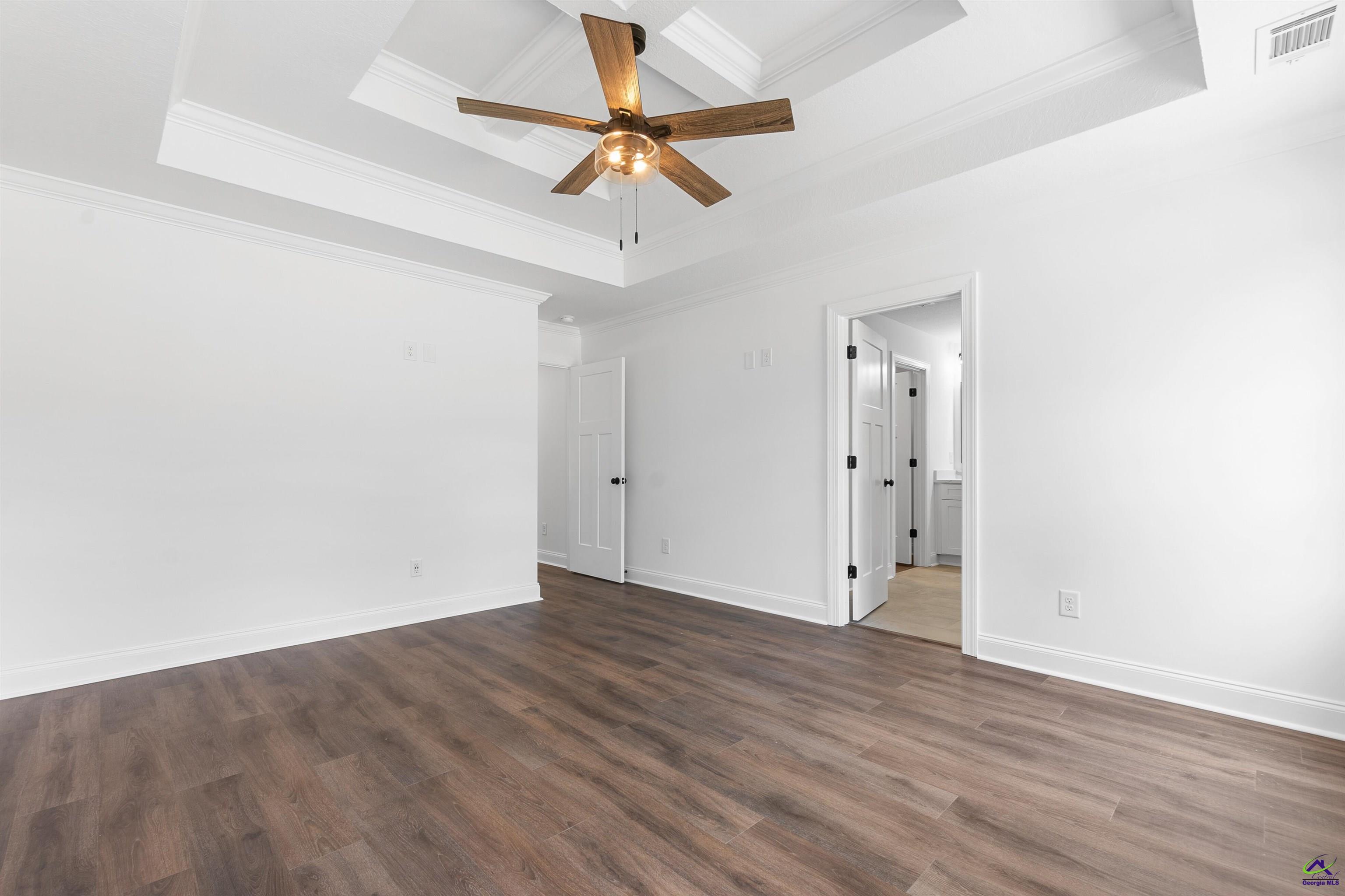 120 Hampton Chase