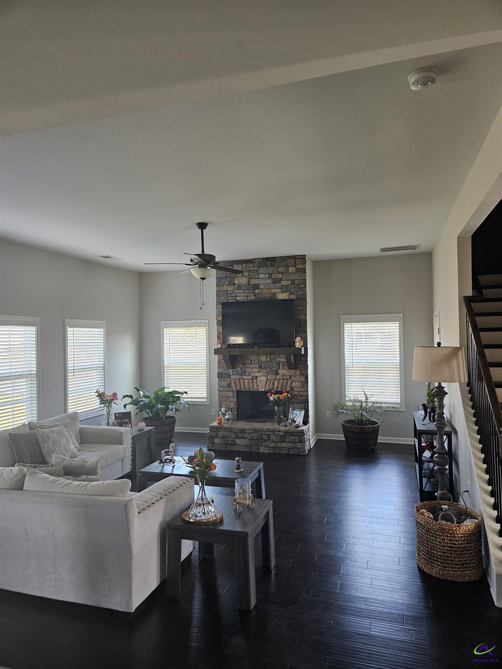 101 Pearl Moss Lane