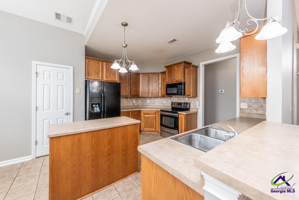 108 Bromley Way