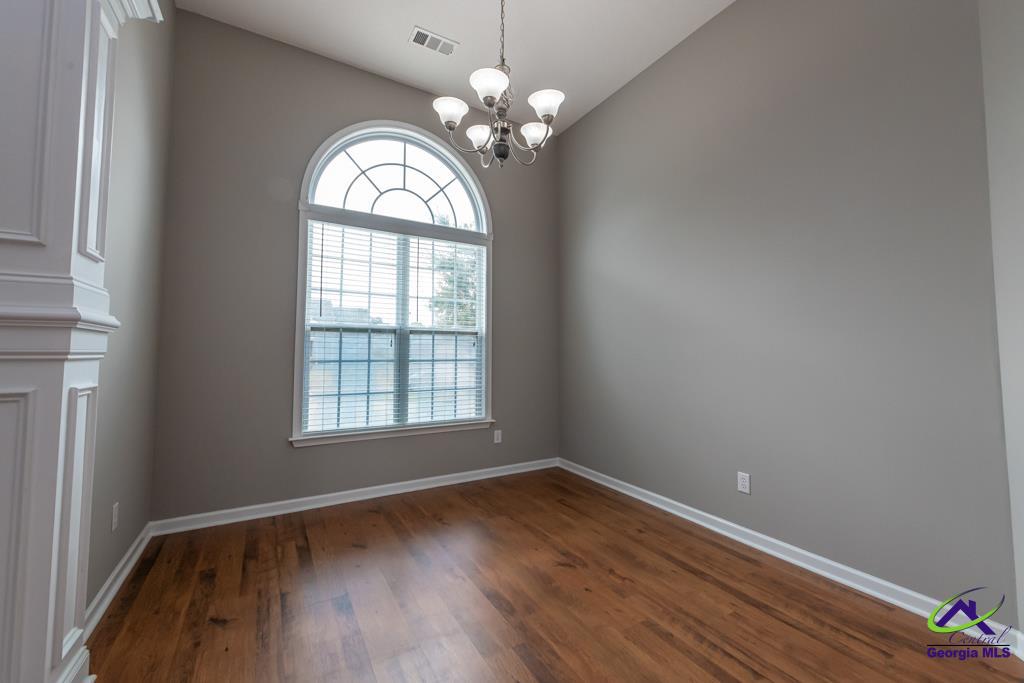 108 Bromley Way