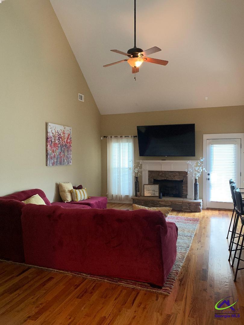 3504 Bridgewood Drive