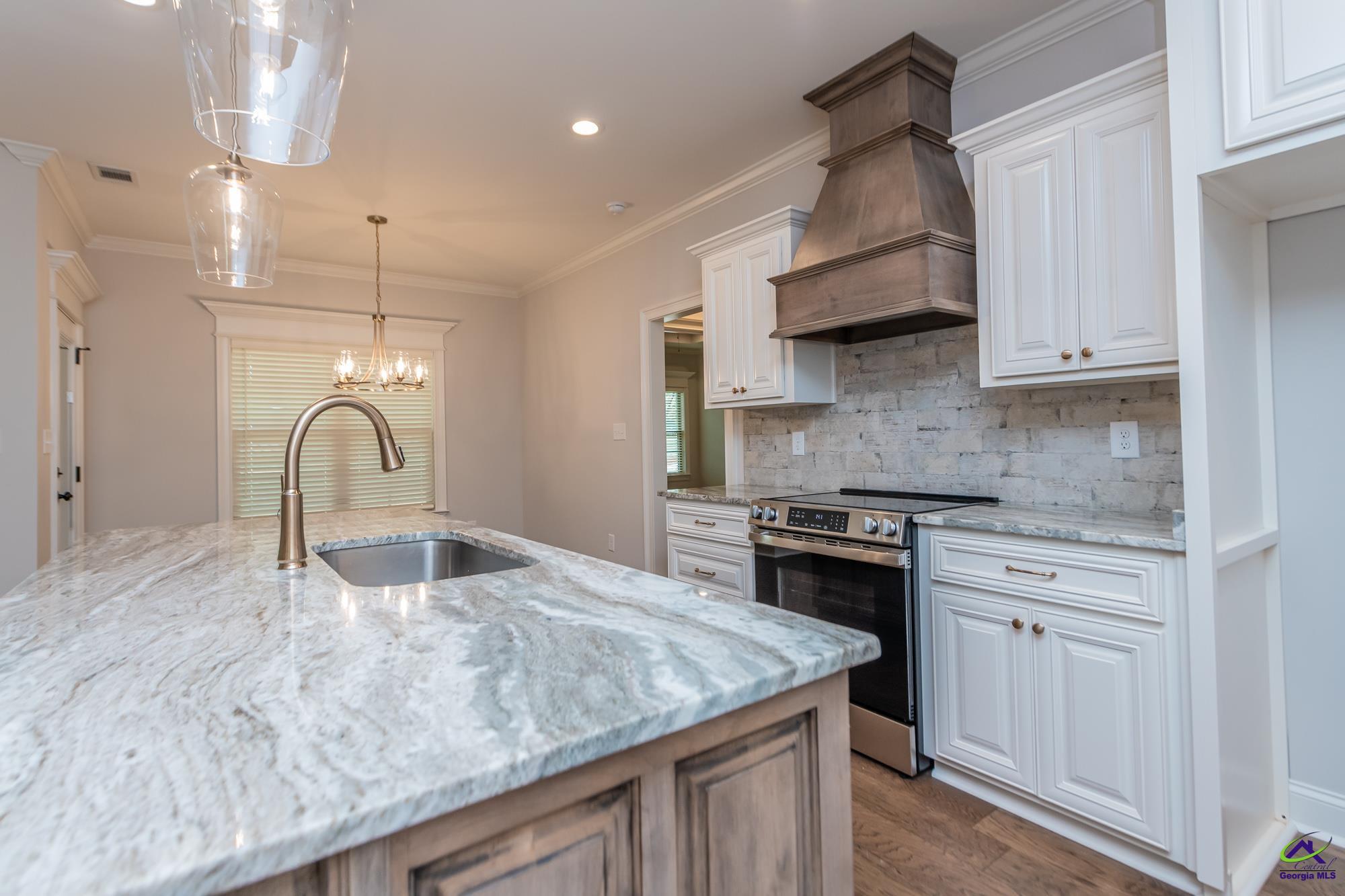 209 Obsidian Drive