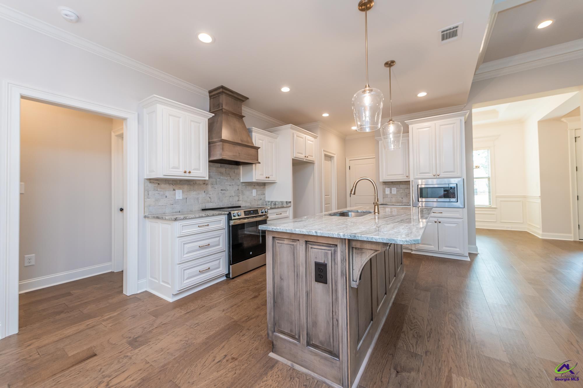 209 Obsidian Drive