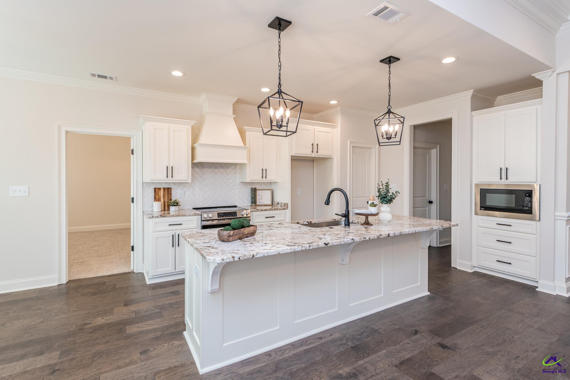 207 Obsidian Drive