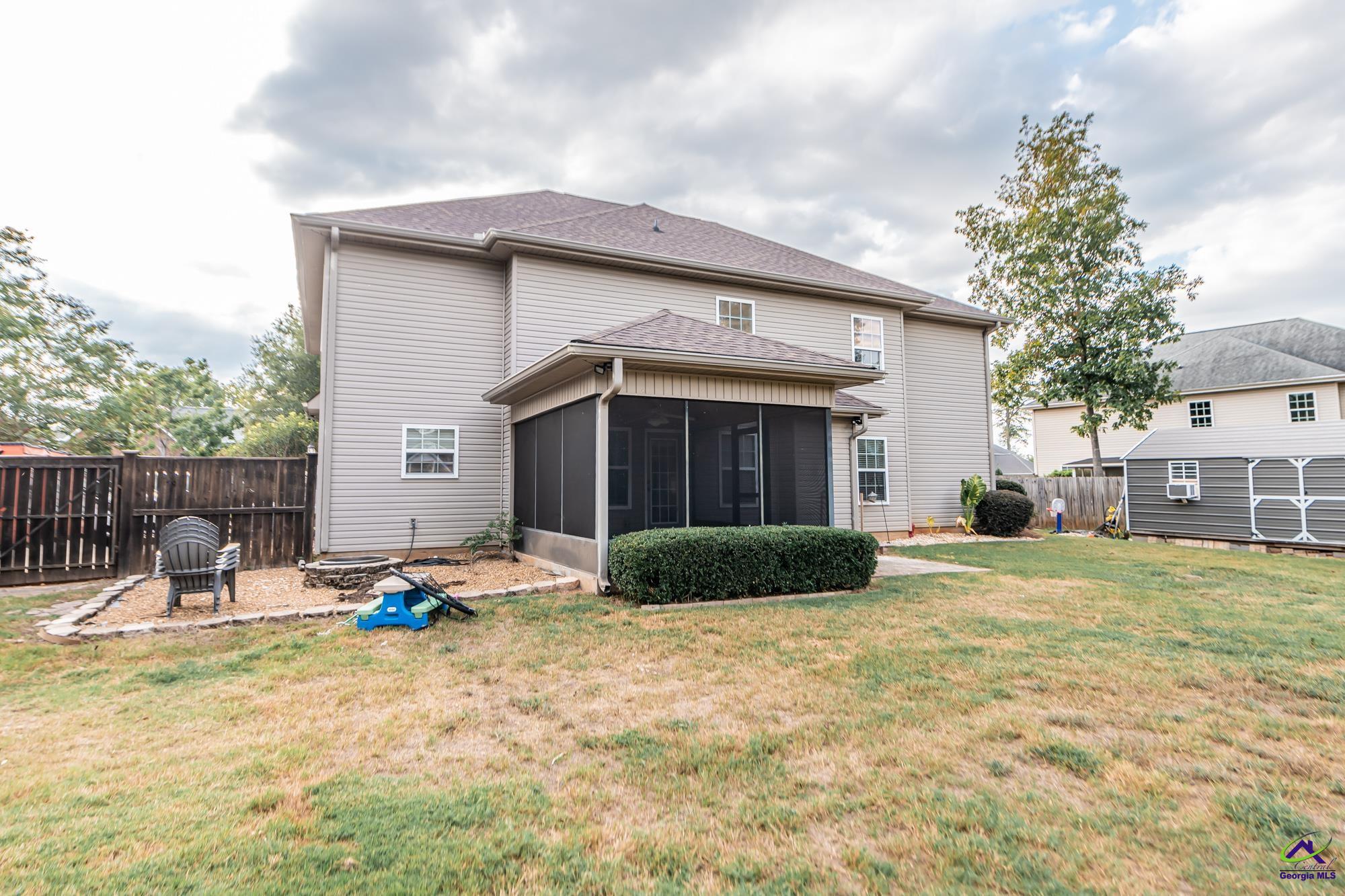 102 Rew Court