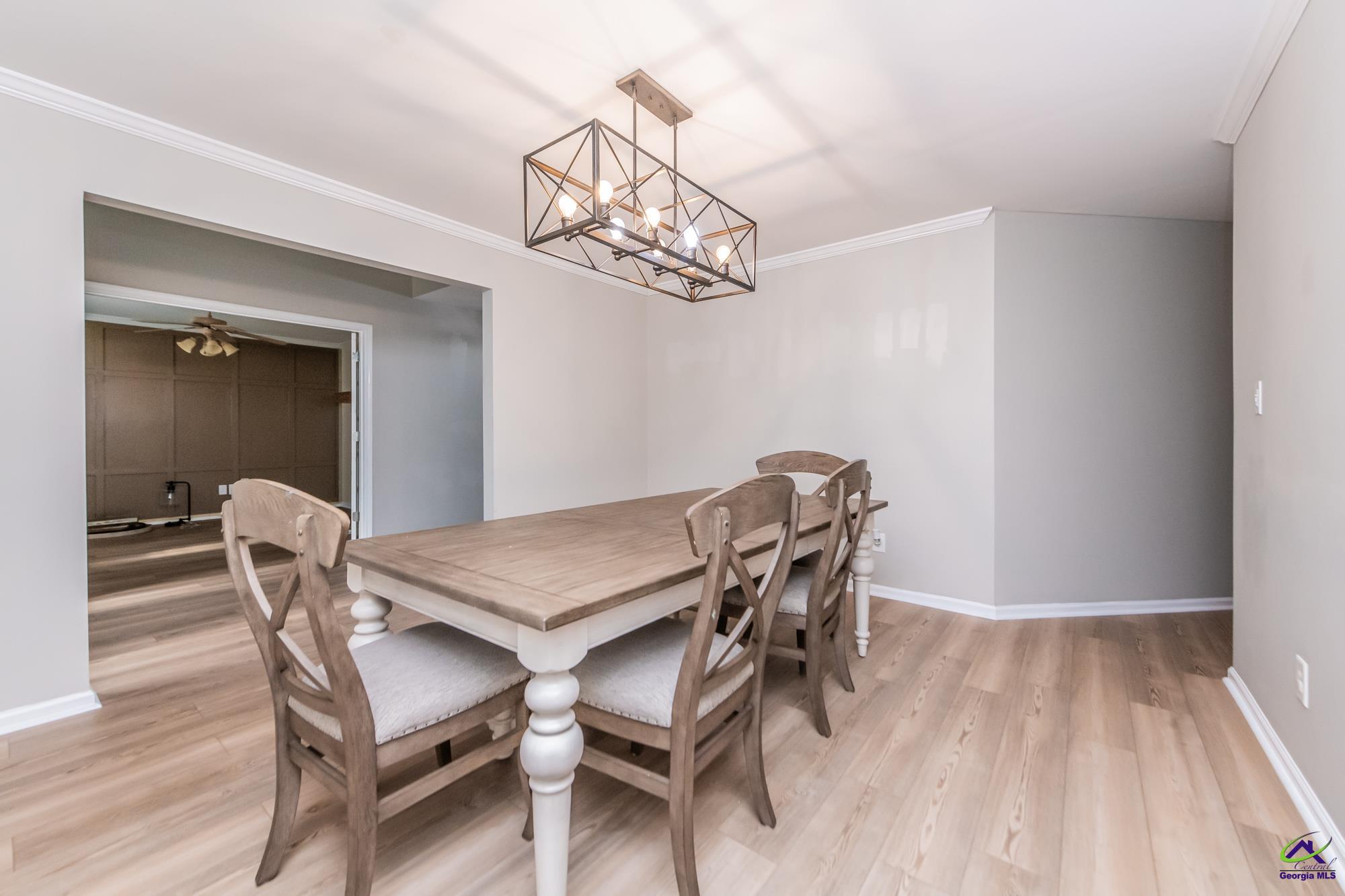 102 Rew Court