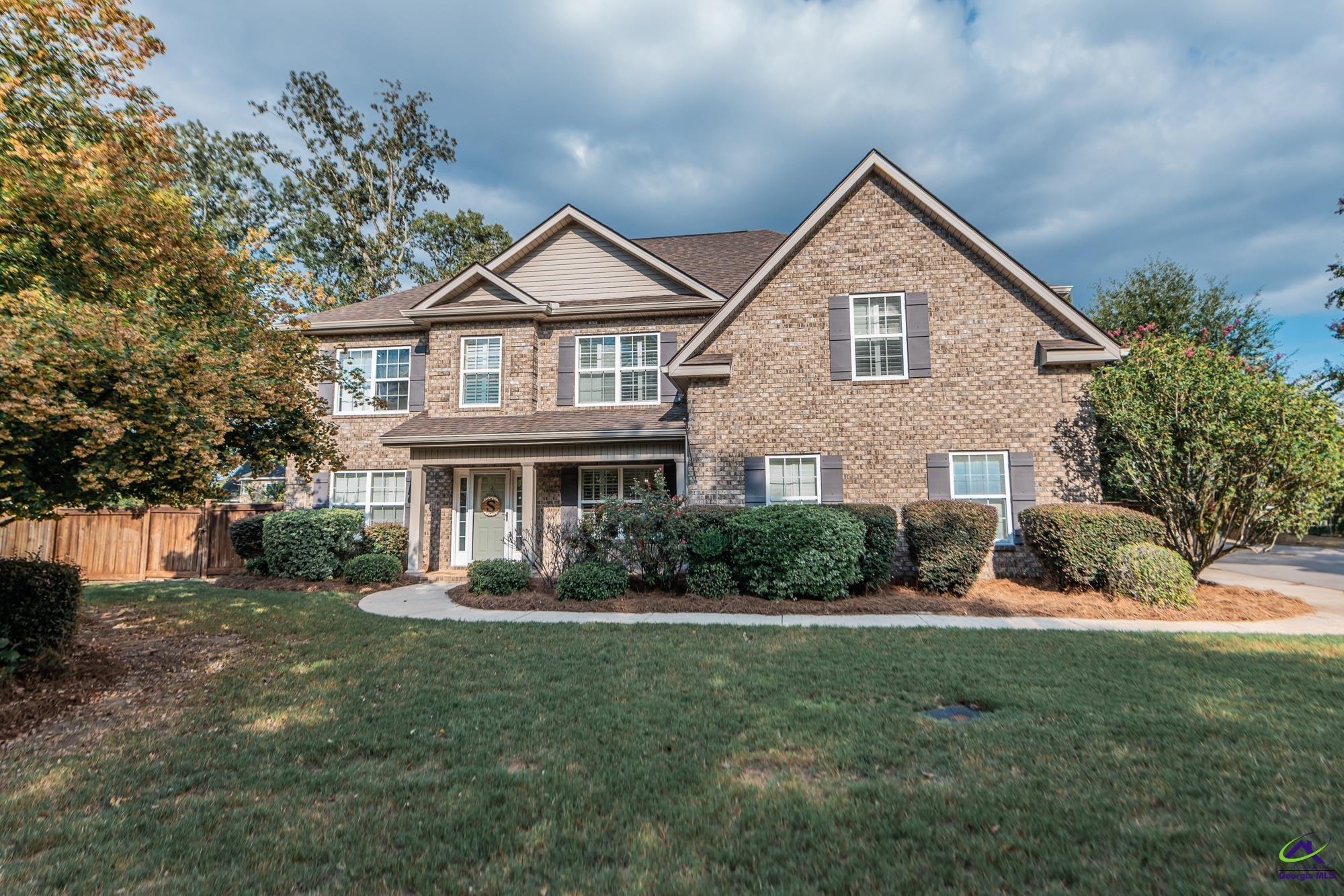 102 Rew Court