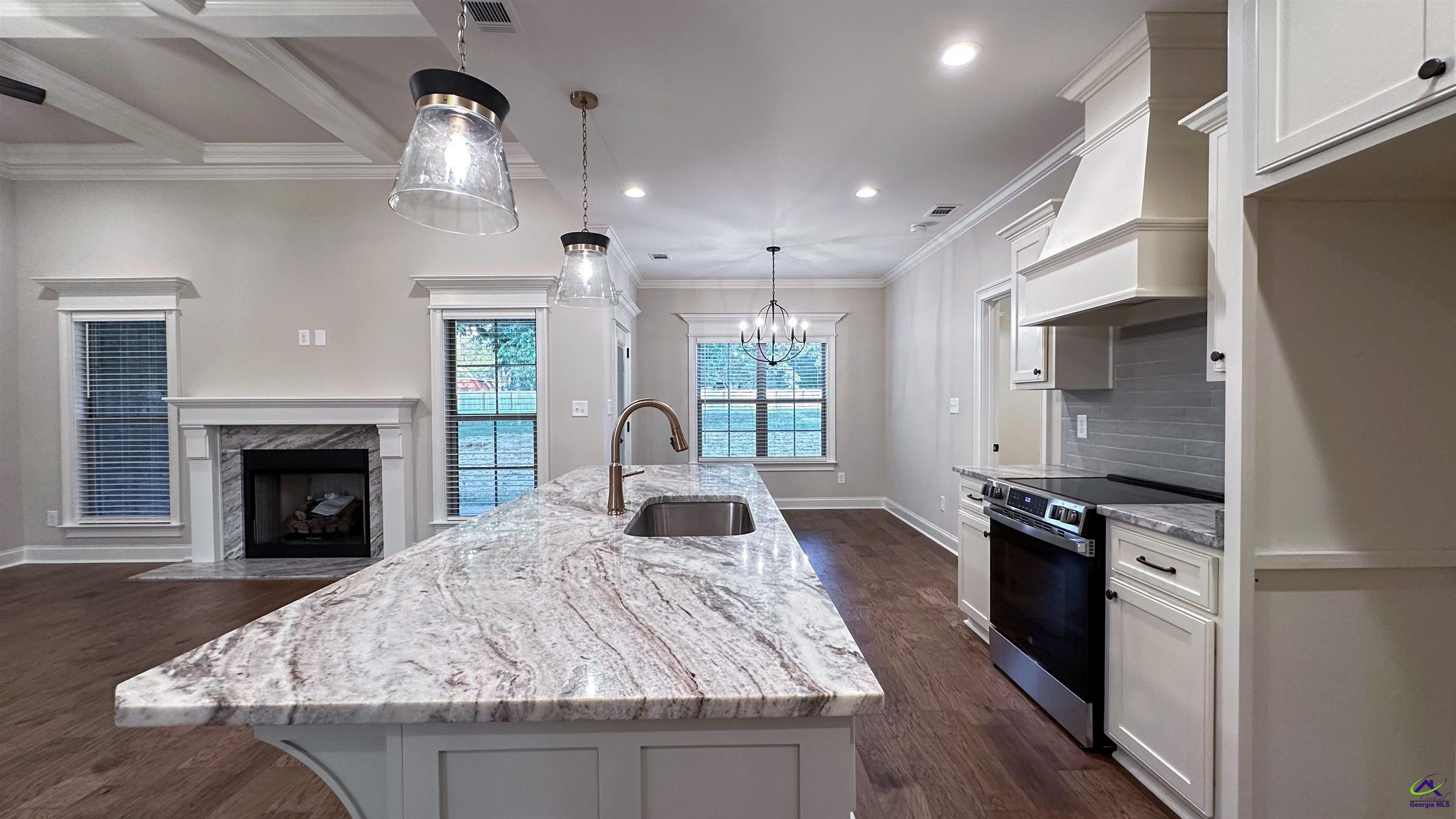 111 Obsidian Drive