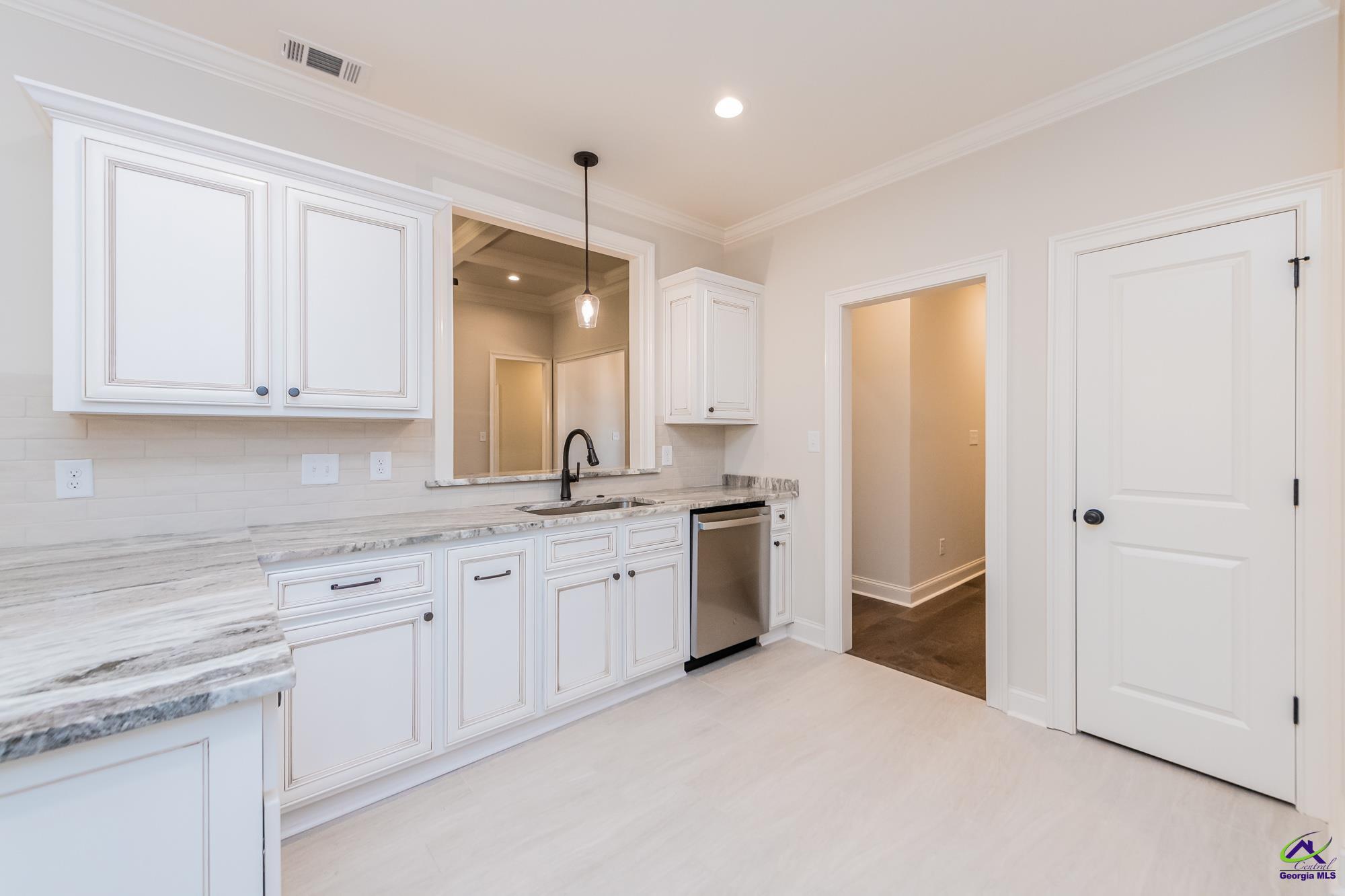 213 Obsidian Drive