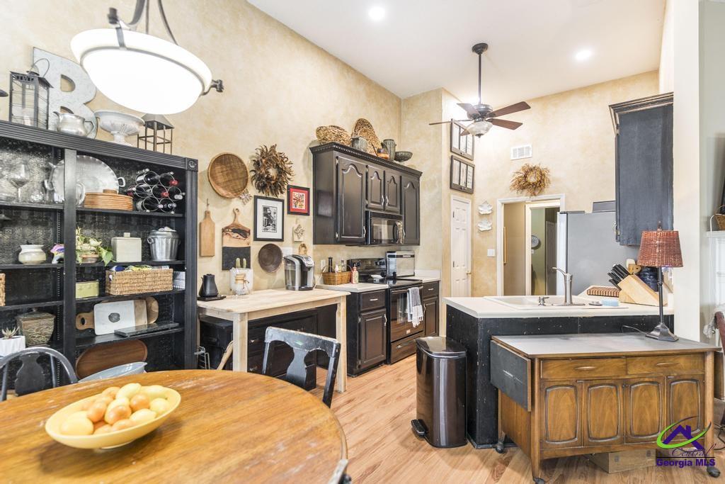 109 Sabre Drive