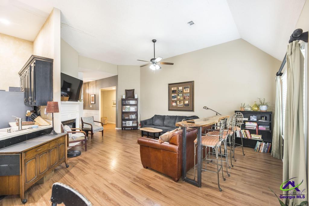 109 Sabre Drive