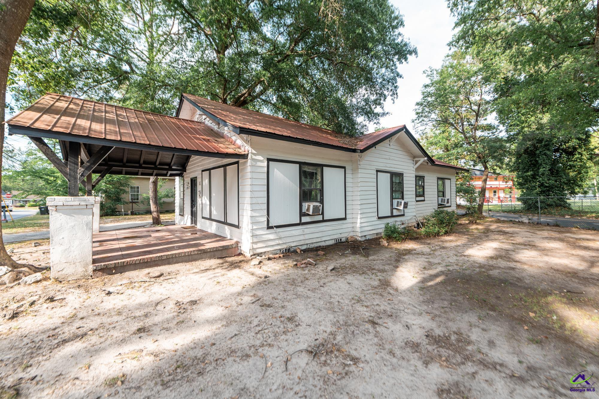 207 Carver Drive
