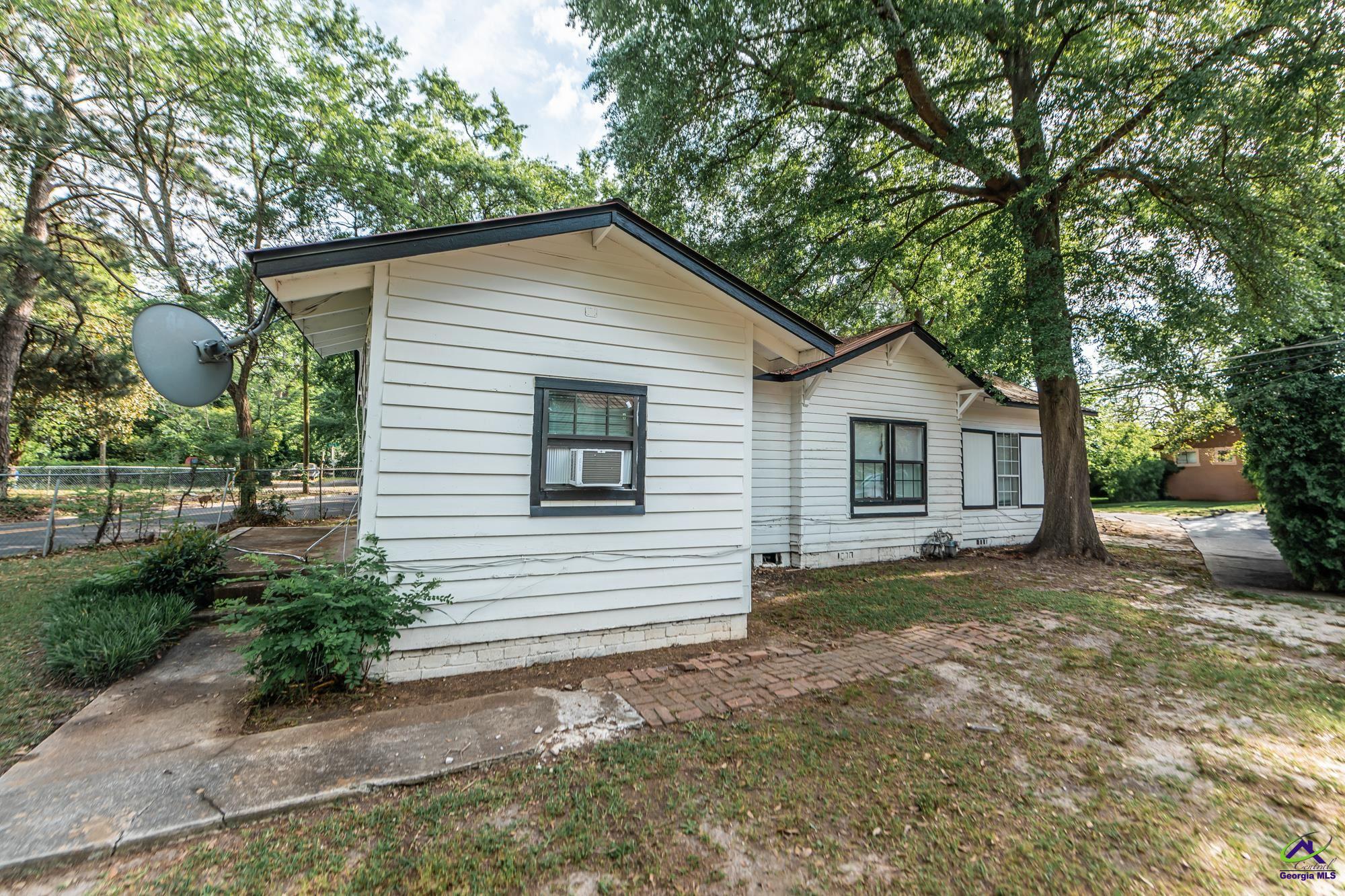 207 Carver Drive