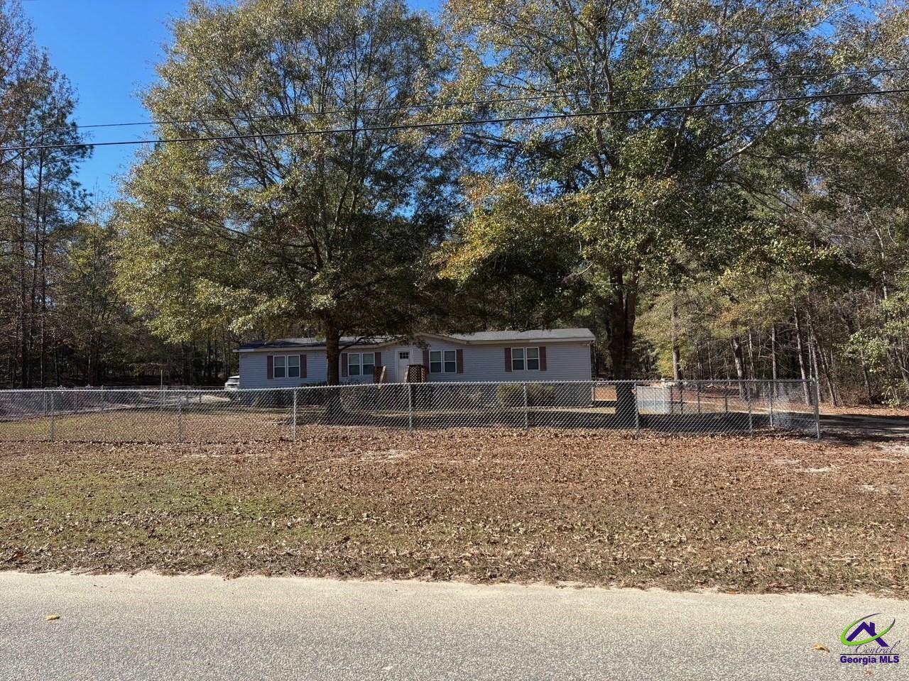 465 Red Oak Drive