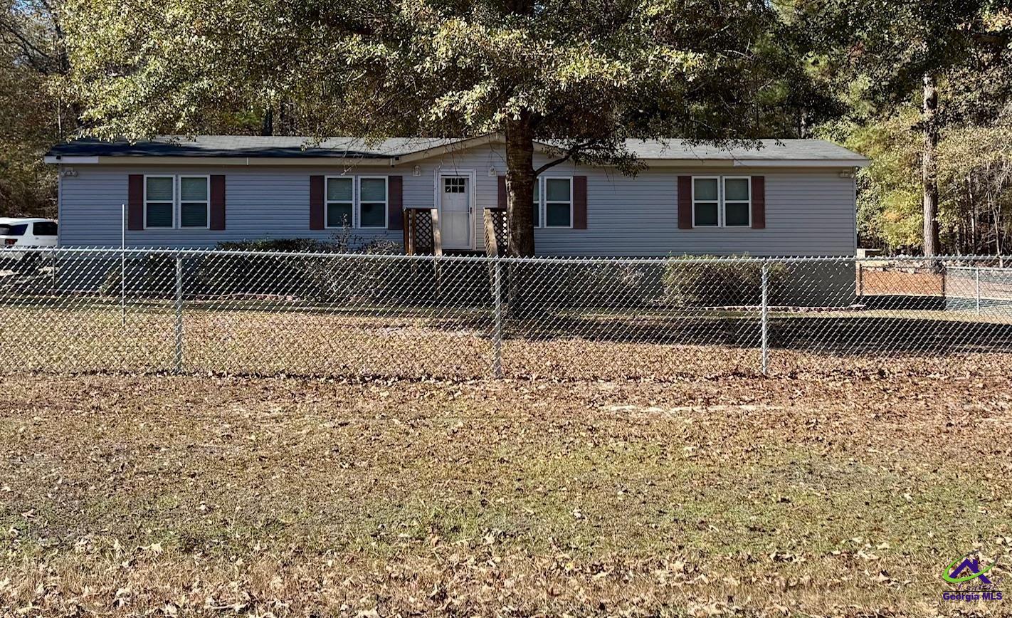 465 Red Oak Drive
