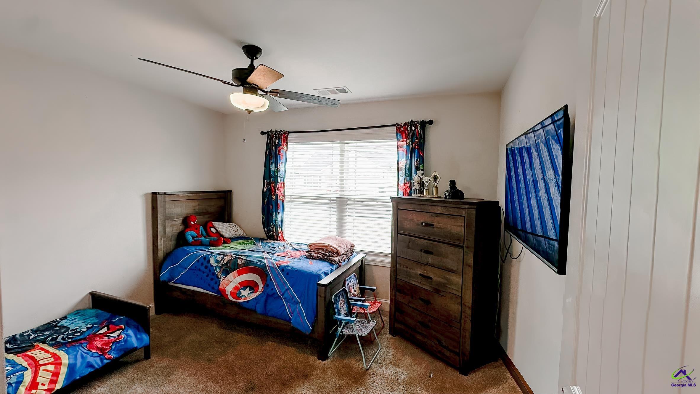181 Red Tail Circle