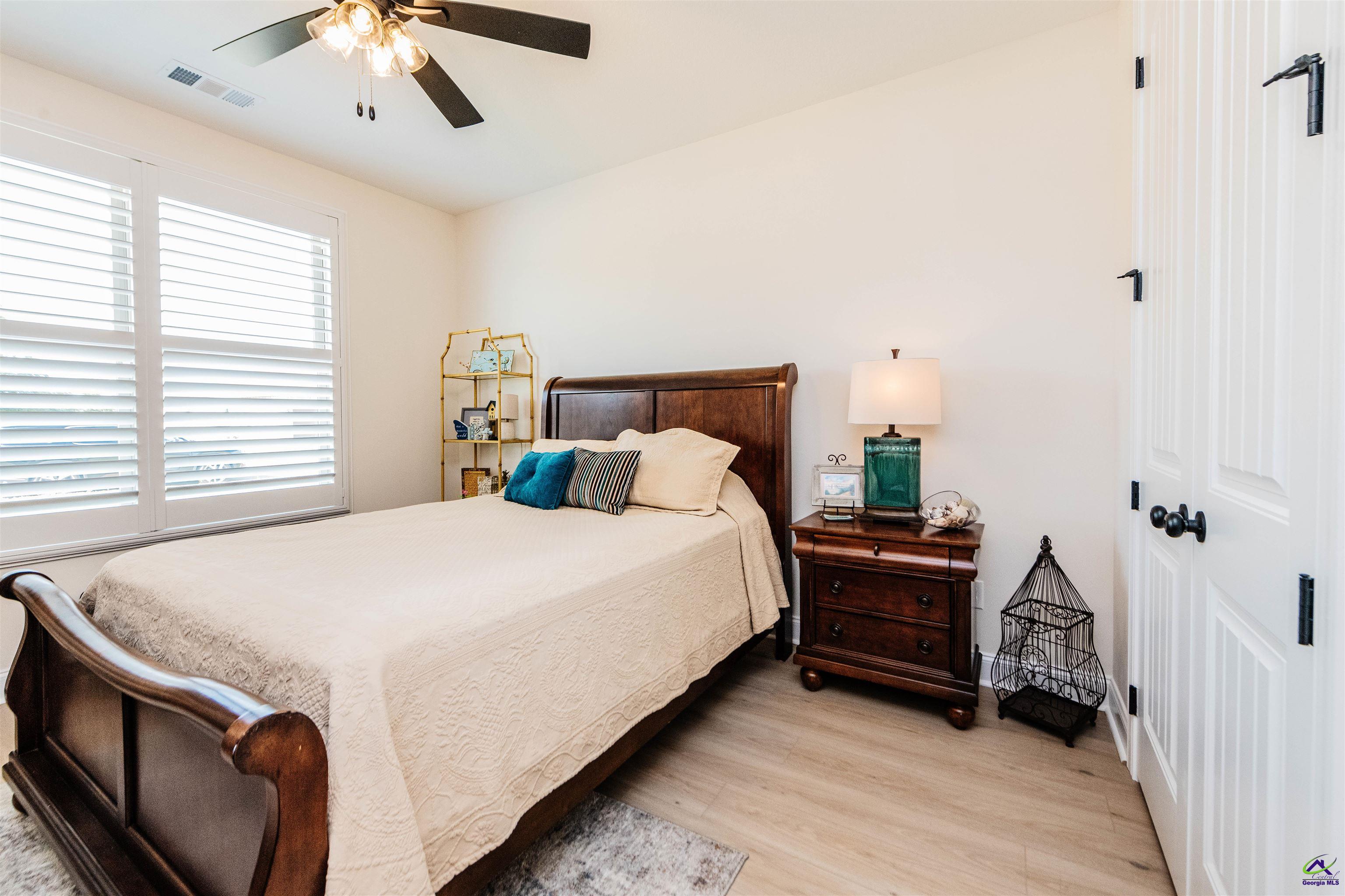 202 Farmland Circle