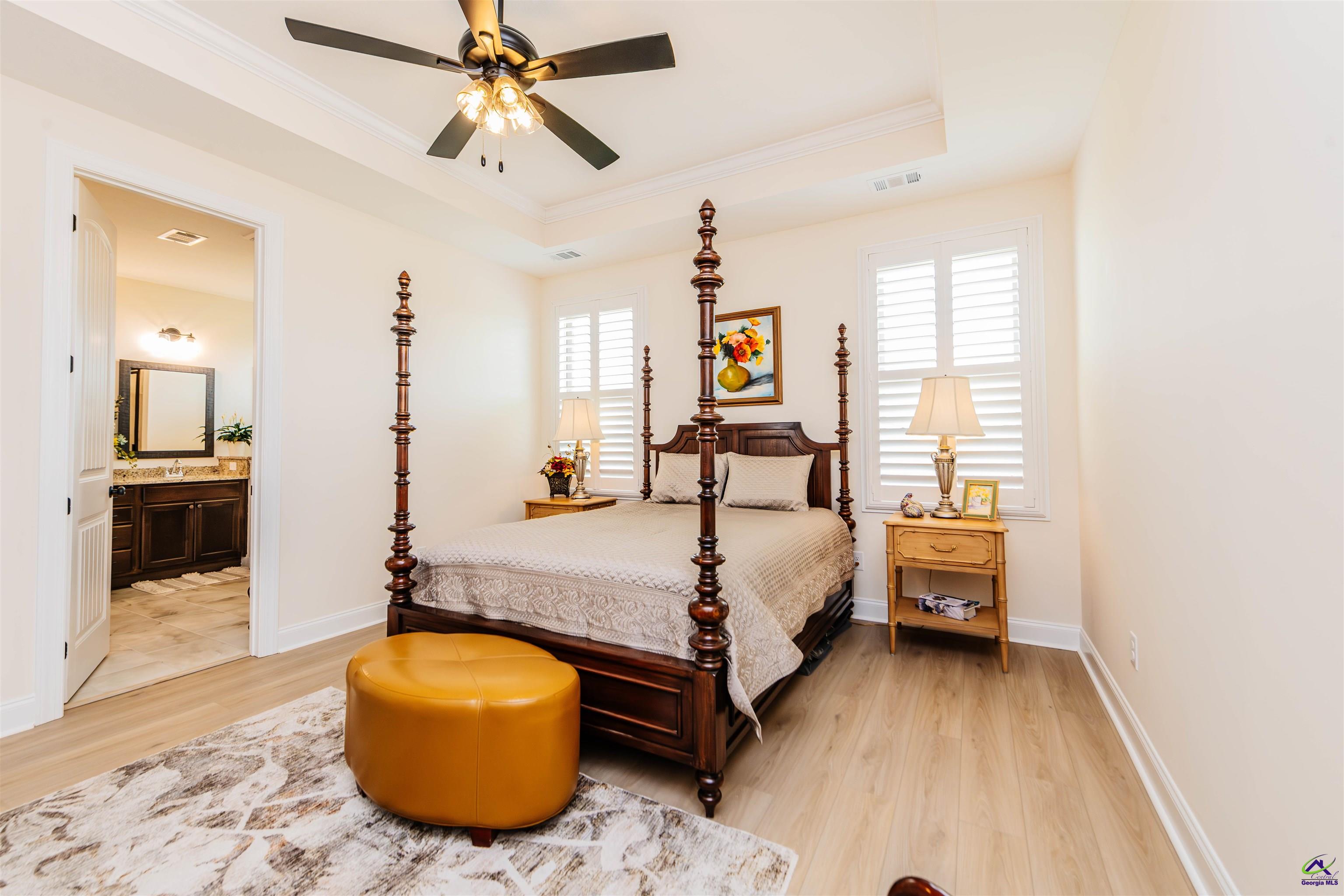 202 Farmland Circle