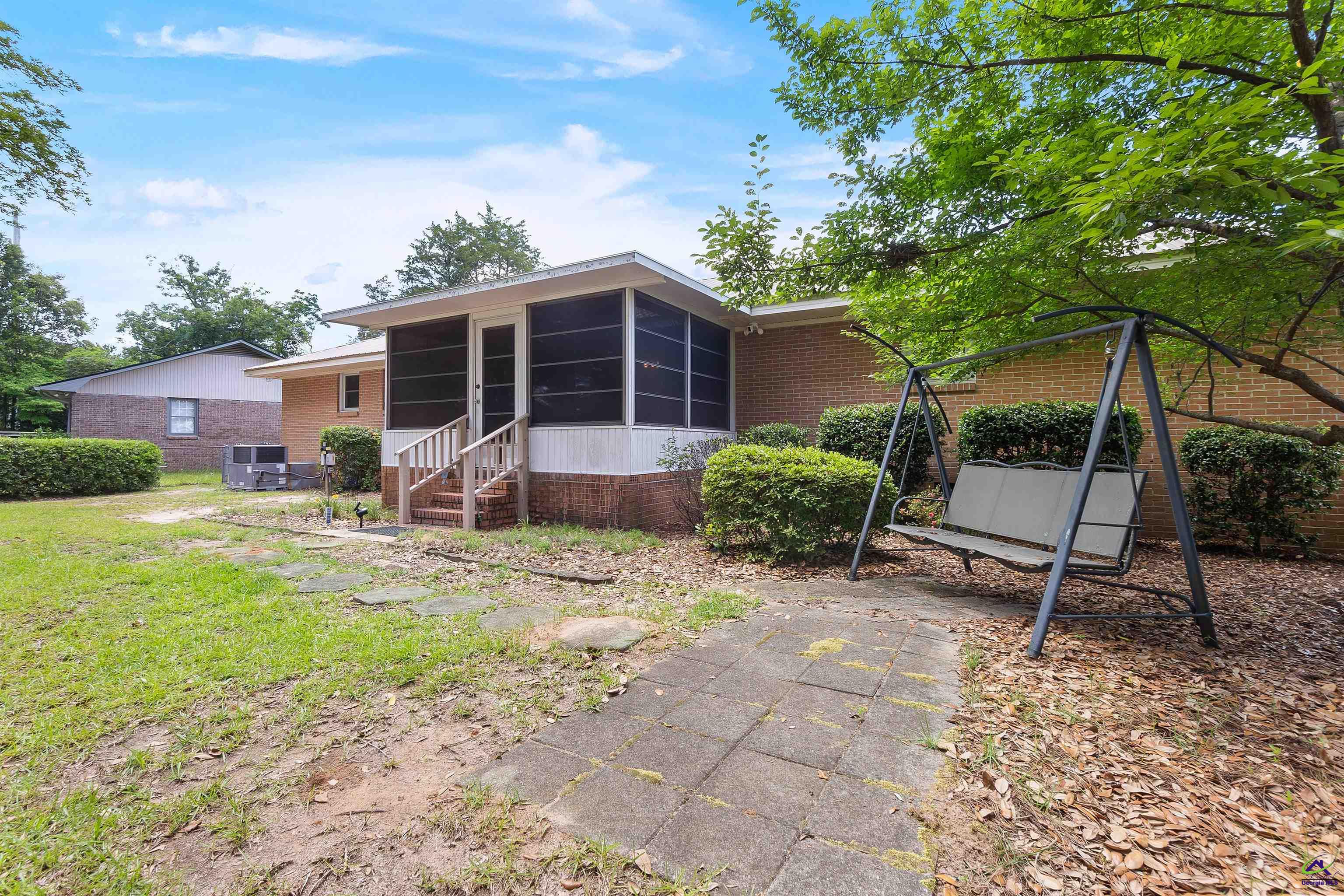 102 West Point Court