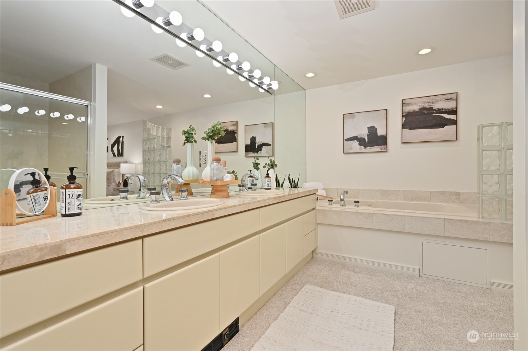 1231 5th Avenue N Unit: 403