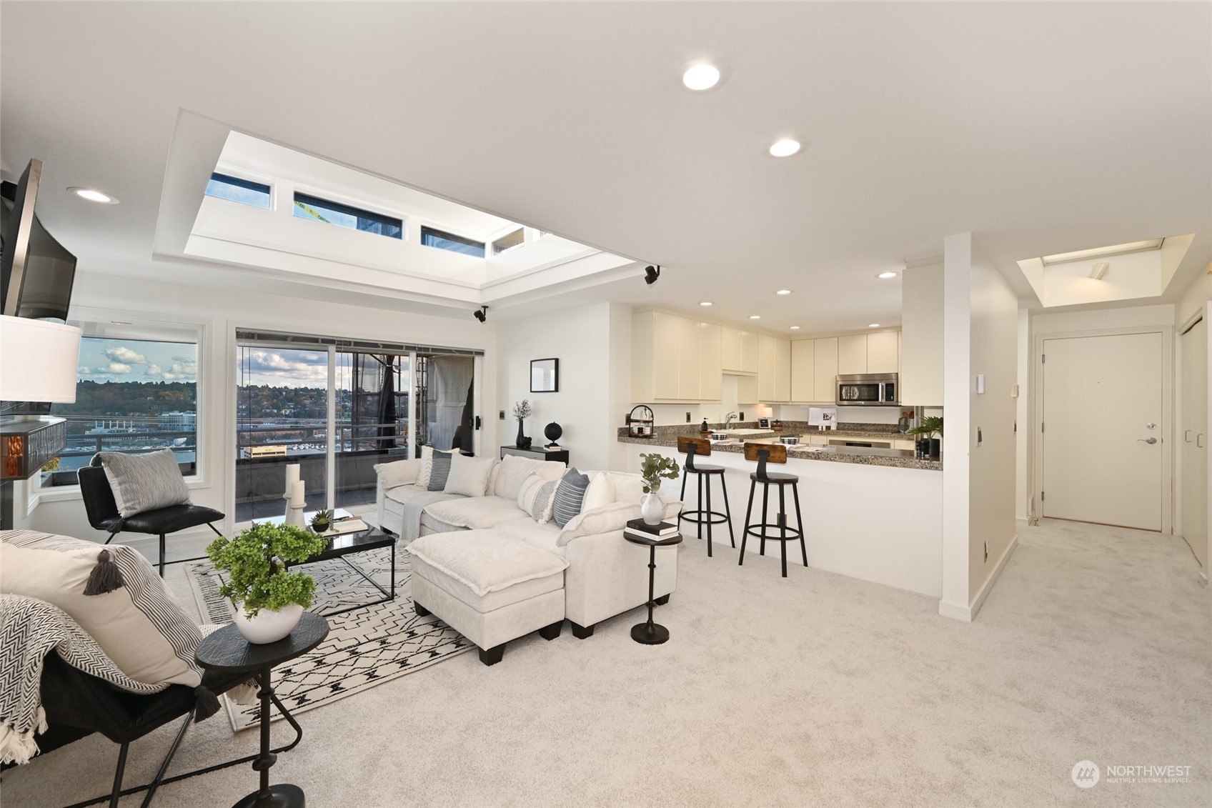 1231 5th Avenue N Unit: 403