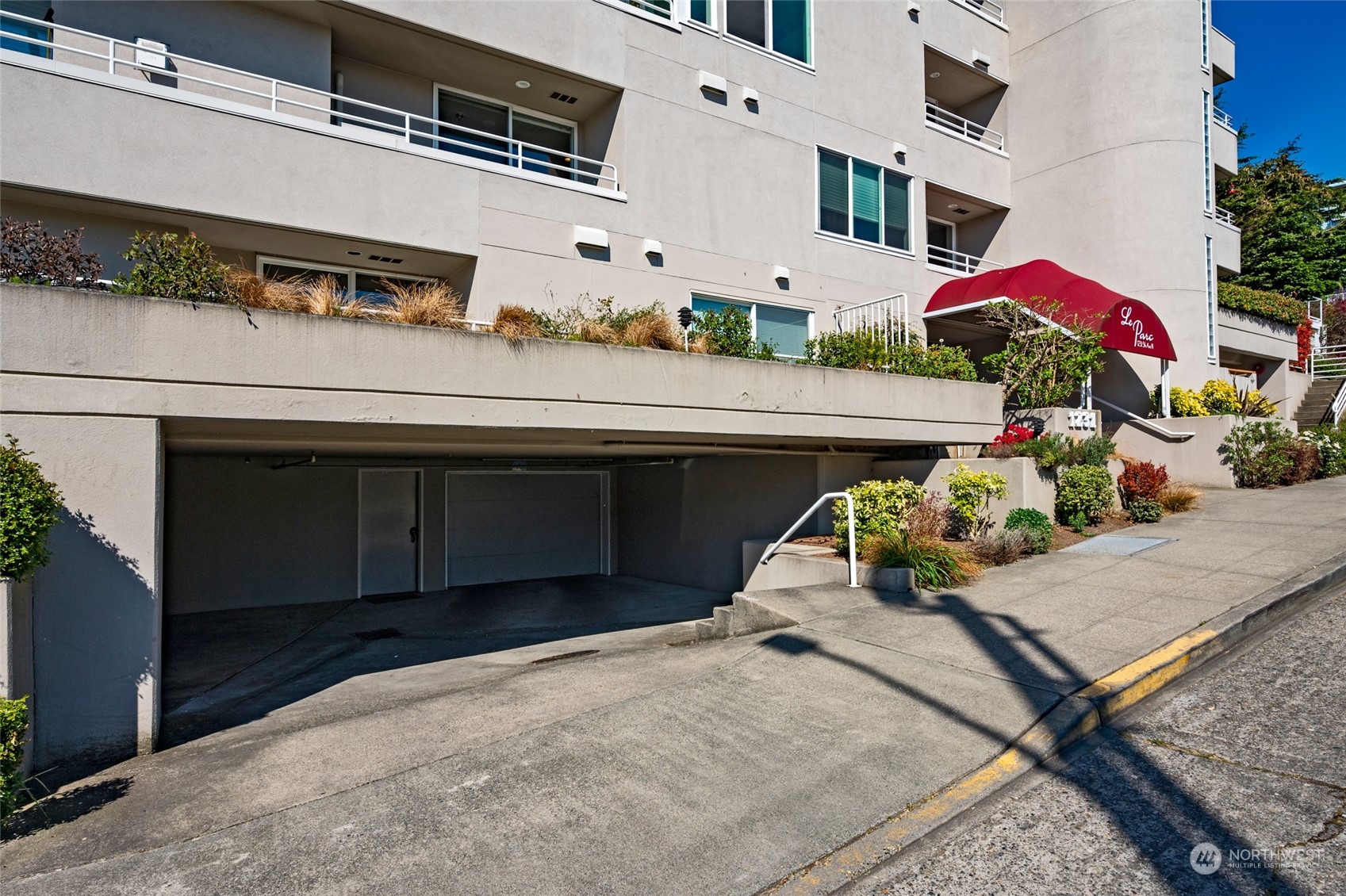 1231 5th Avenue N Unit: 403