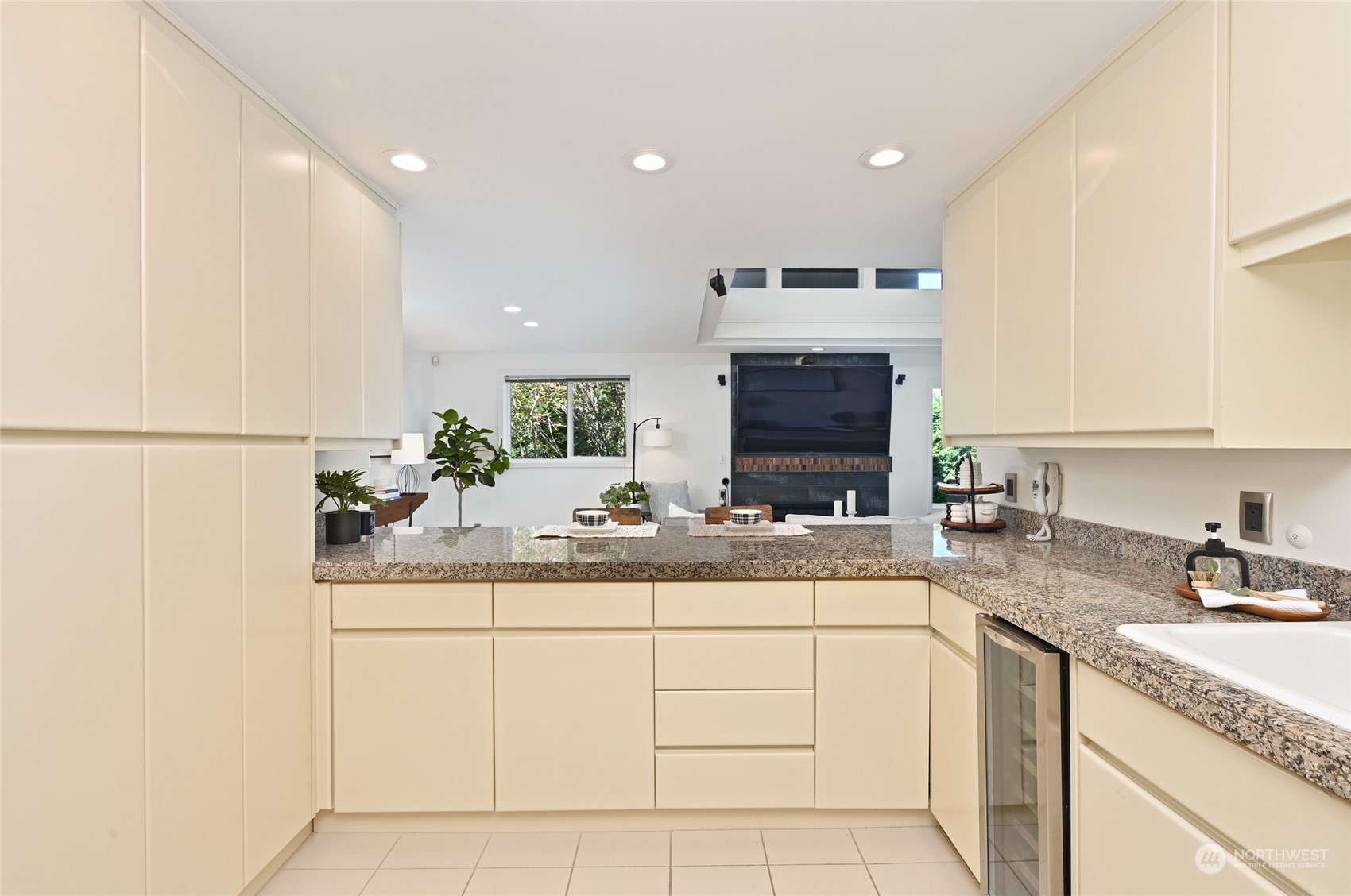 1231 5th Avenue N Unit: 403