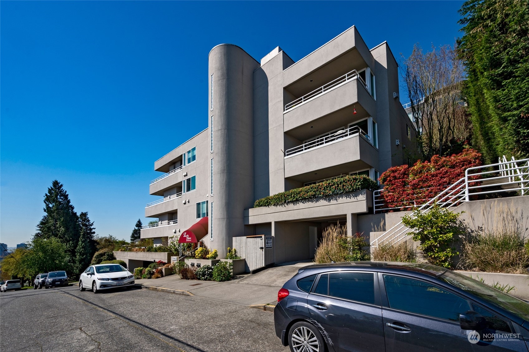 1231 5th Avenue N Unit: 403