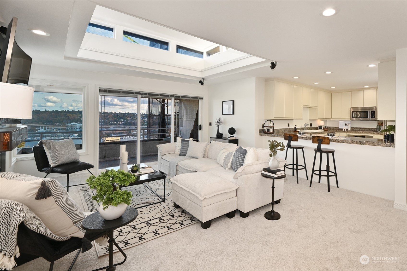 1231 5th Avenue N Unit: 403