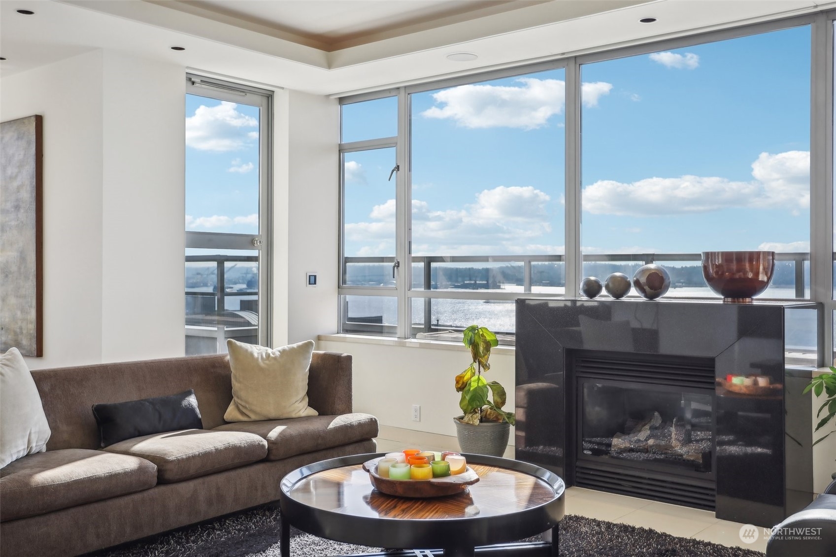 2929 1st Avenue Unit: PH8