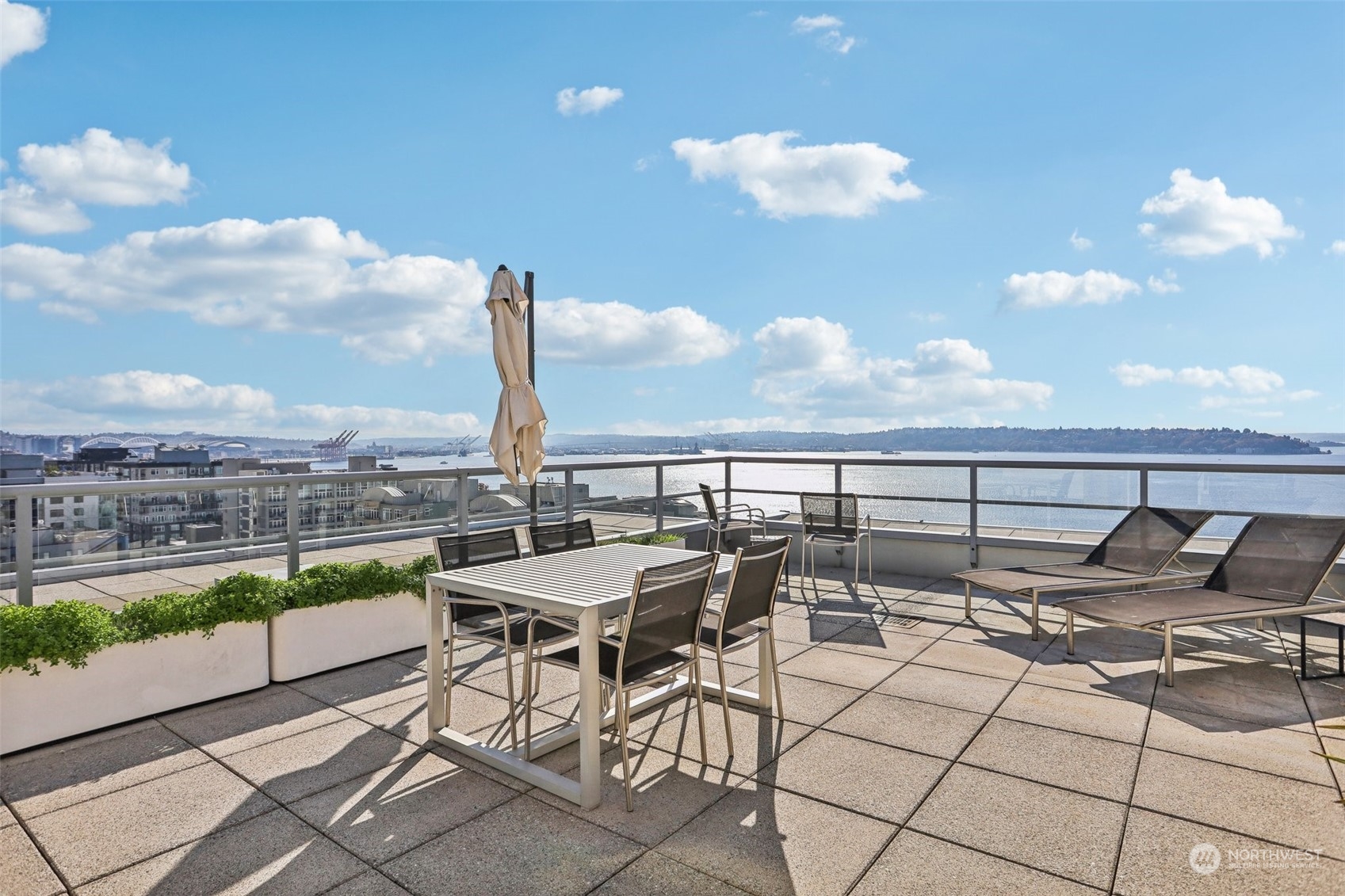 2929 1st Avenue Unit: PH8