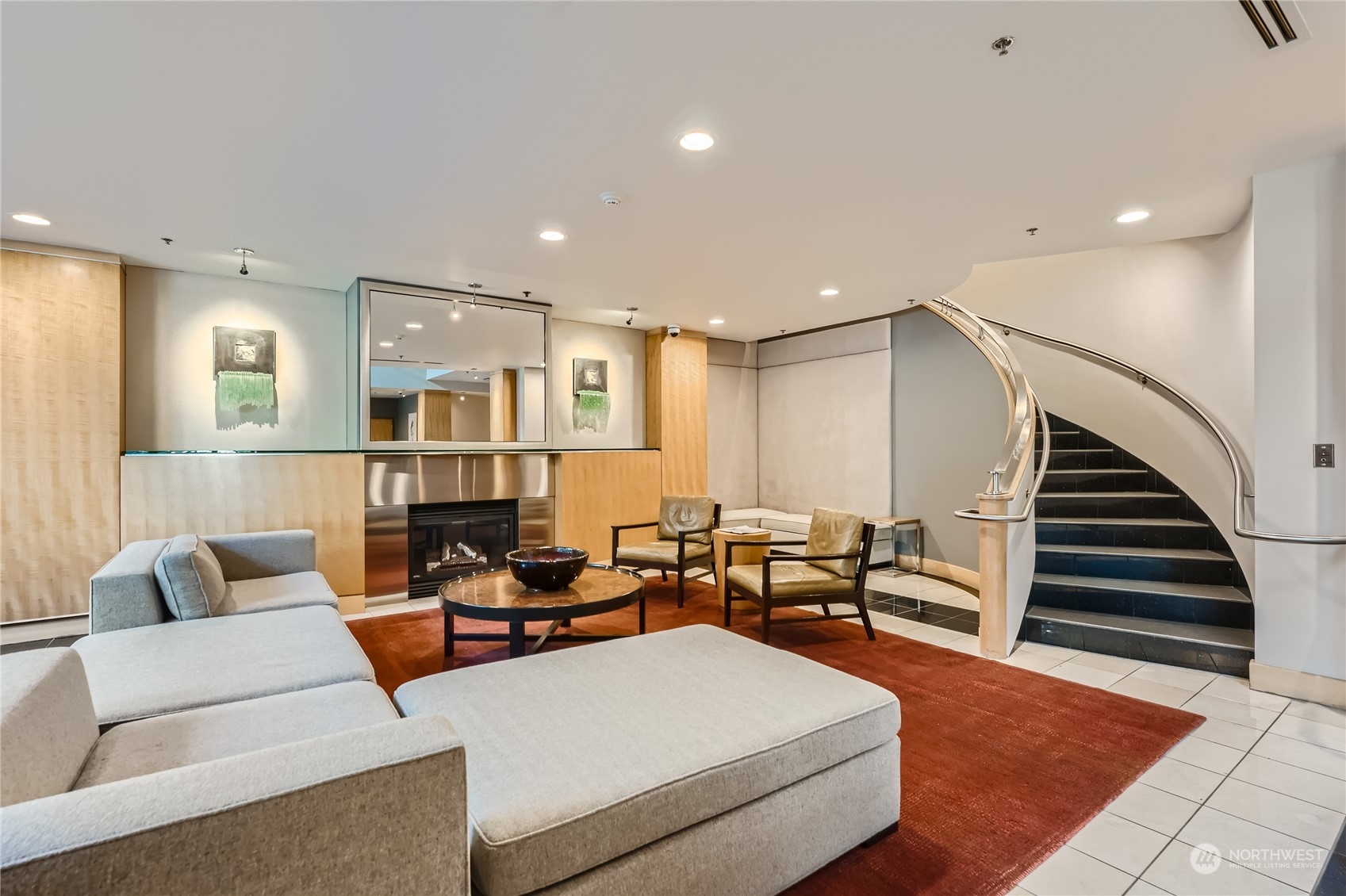 2929 1st Avenue Unit: PH8