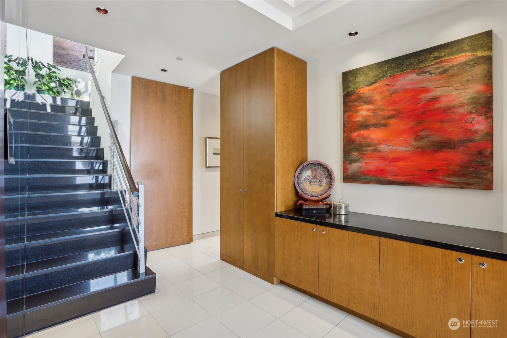2929 1st Avenue Unit: PH8
