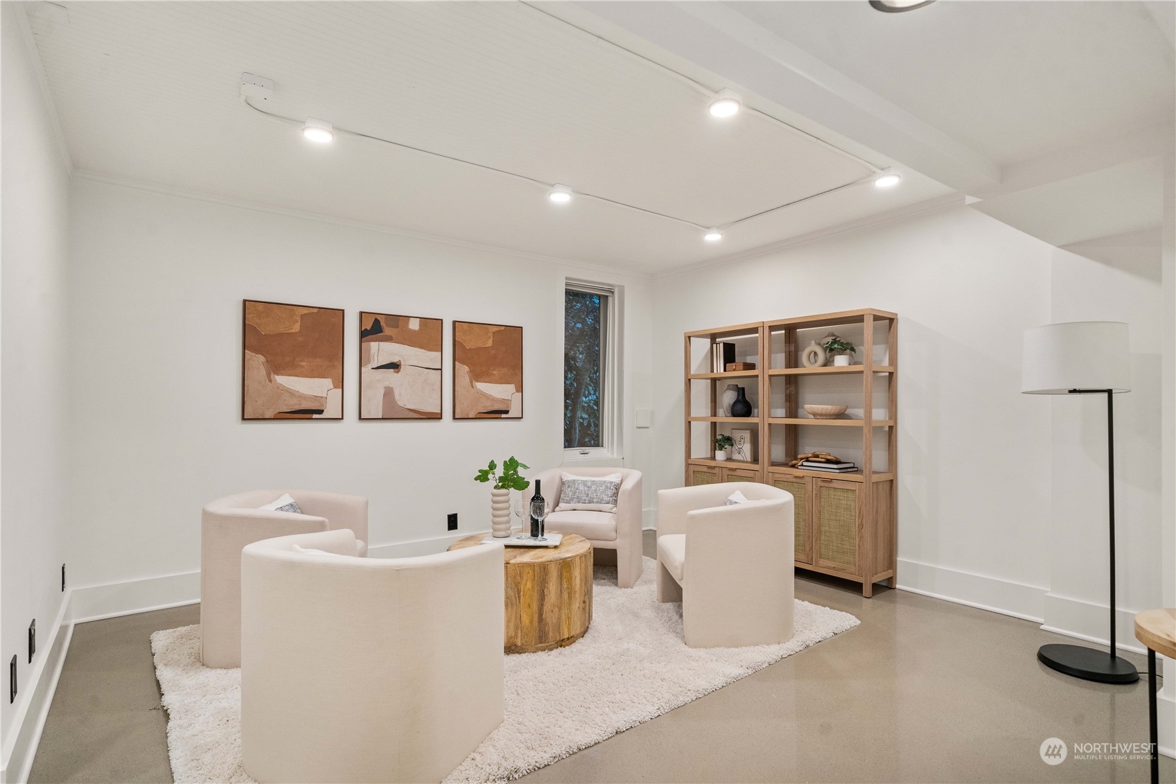 309 Highland Drive