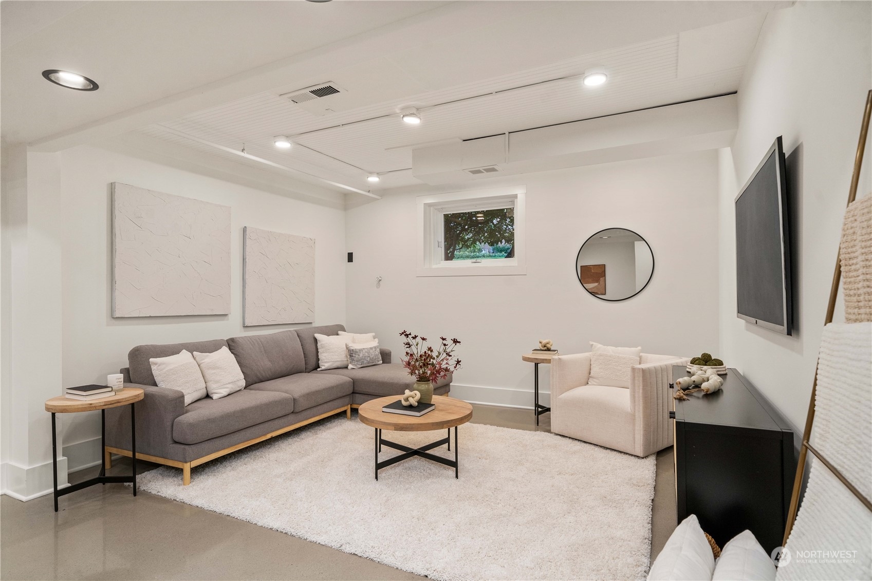 309 Highland Drive