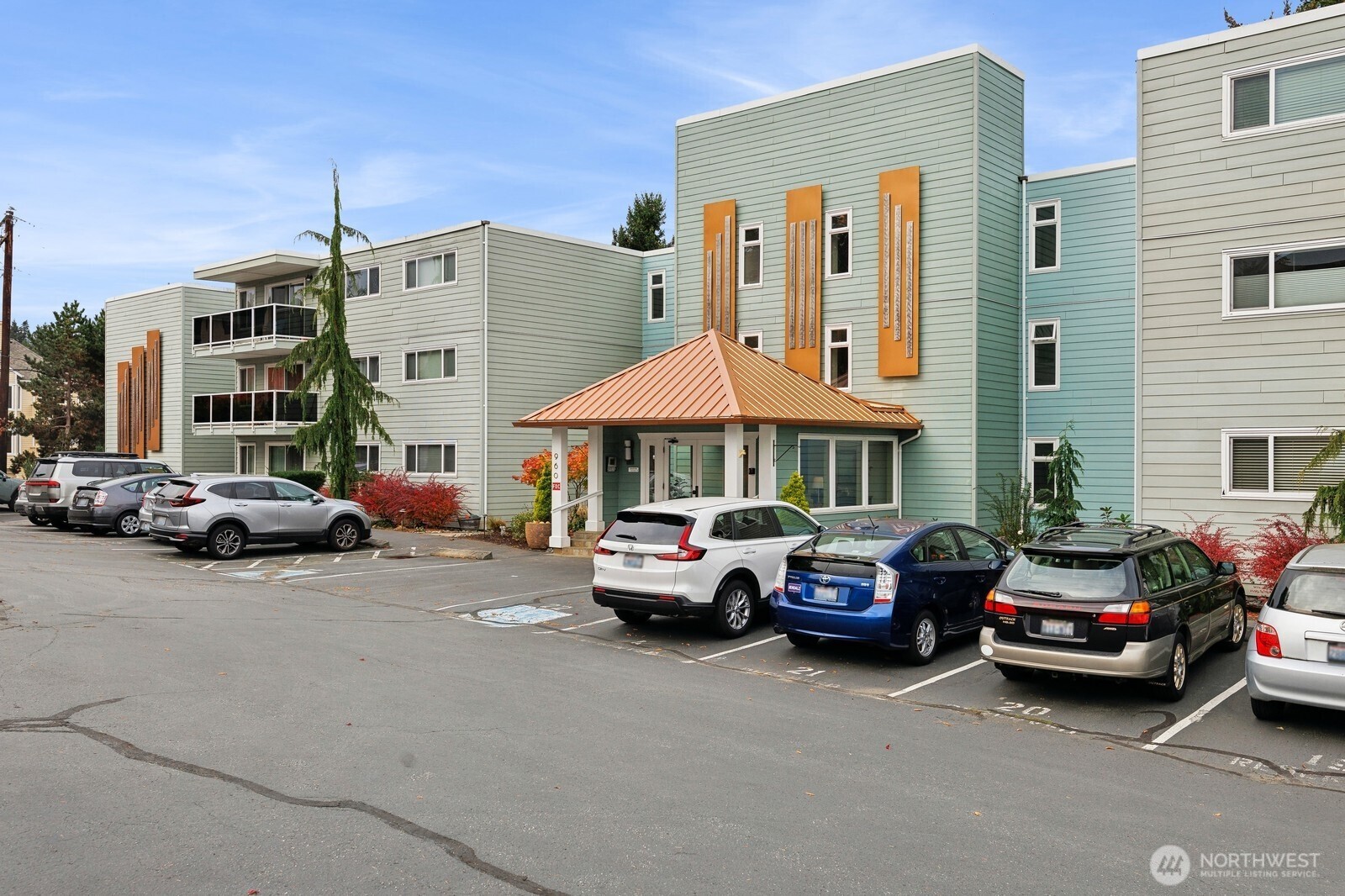 960 5th Avenue S Unit: 206