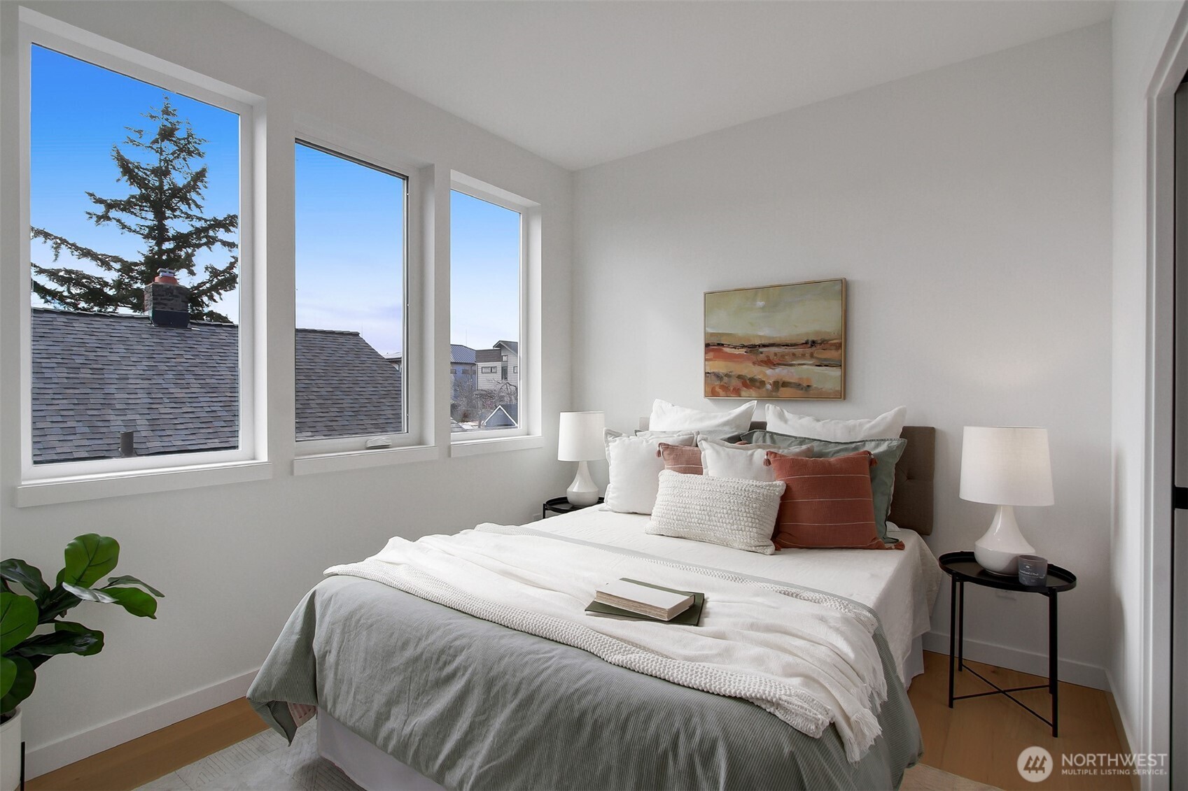 3537 Meridian Avenue N Unit: B