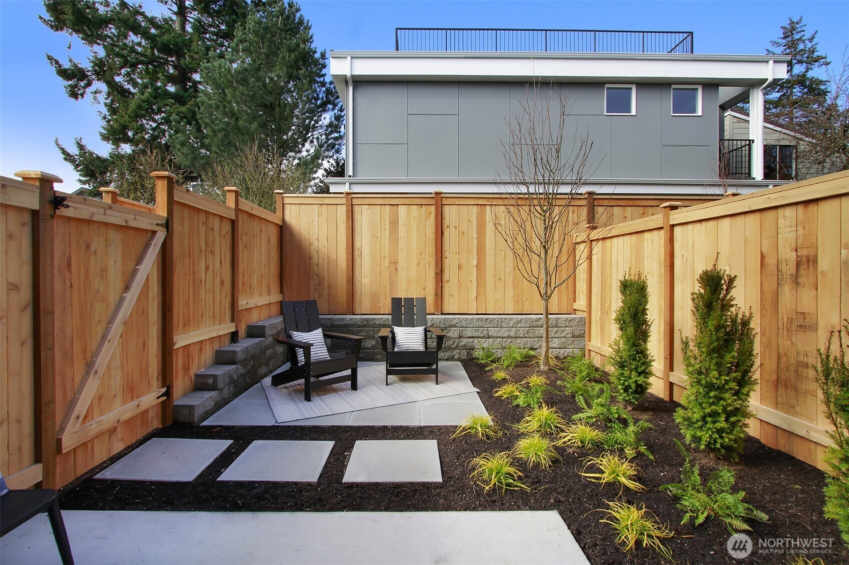 3537 Meridian Avenue N Unit: B
