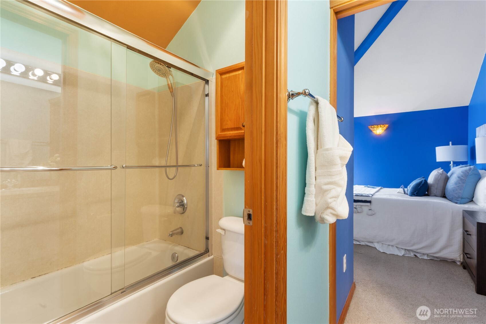 14347 Stone Avenue N Unit: B